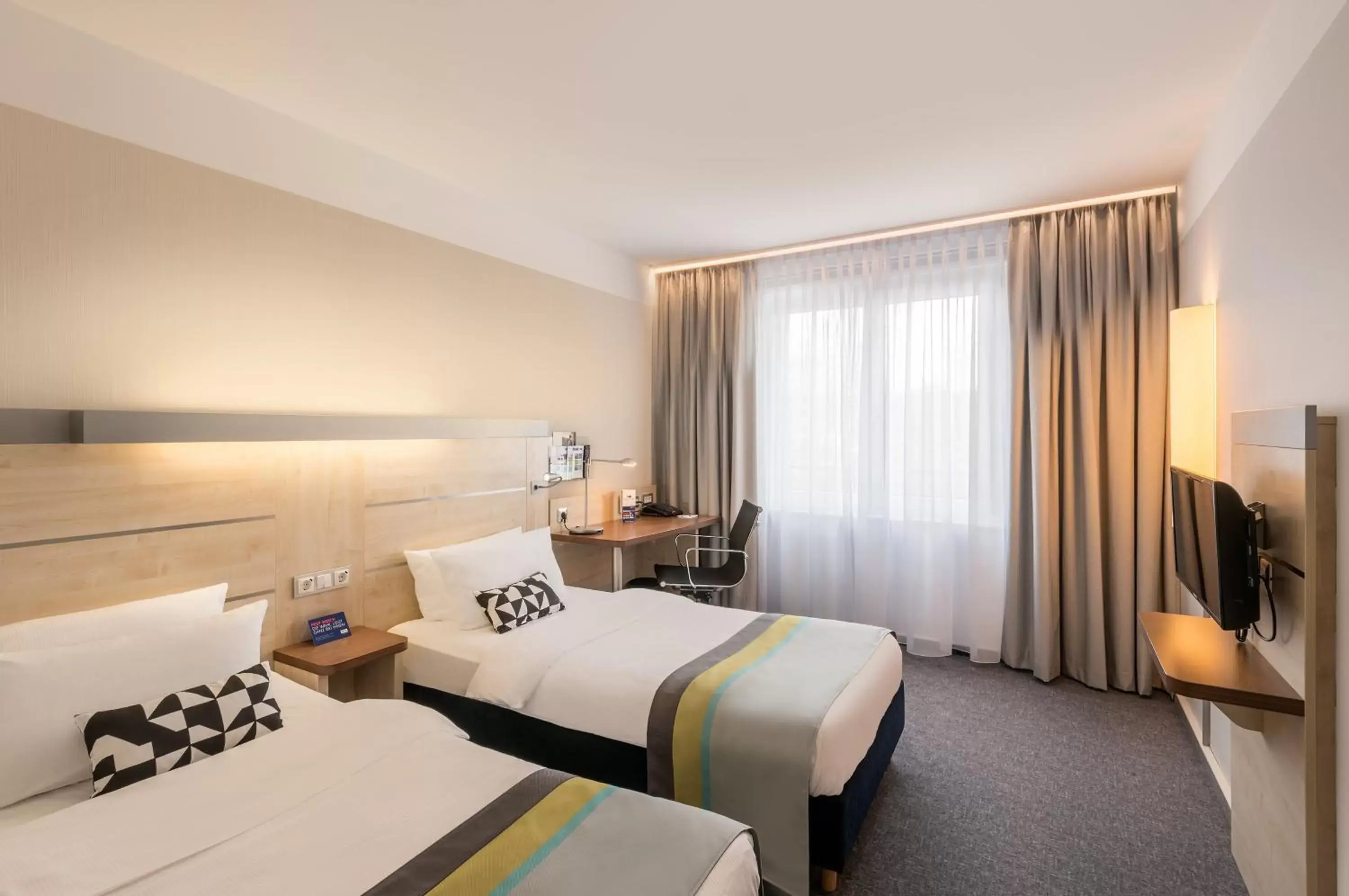 Photo of the whole room, Bed in Holiday Inn Express Singen, an IHG Hotel