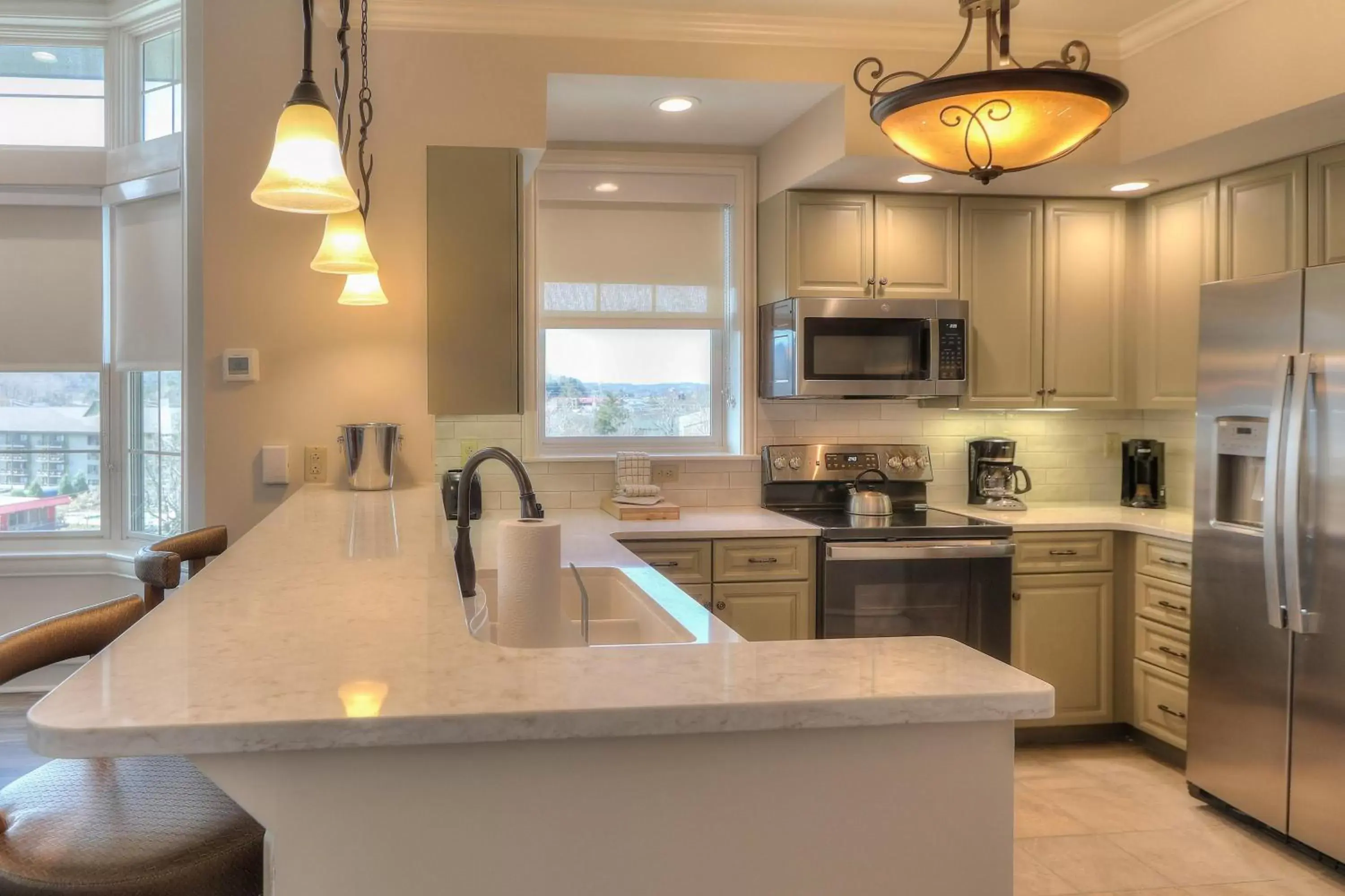 Kitchen/Kitchenette in RiverStone Resort & Spa