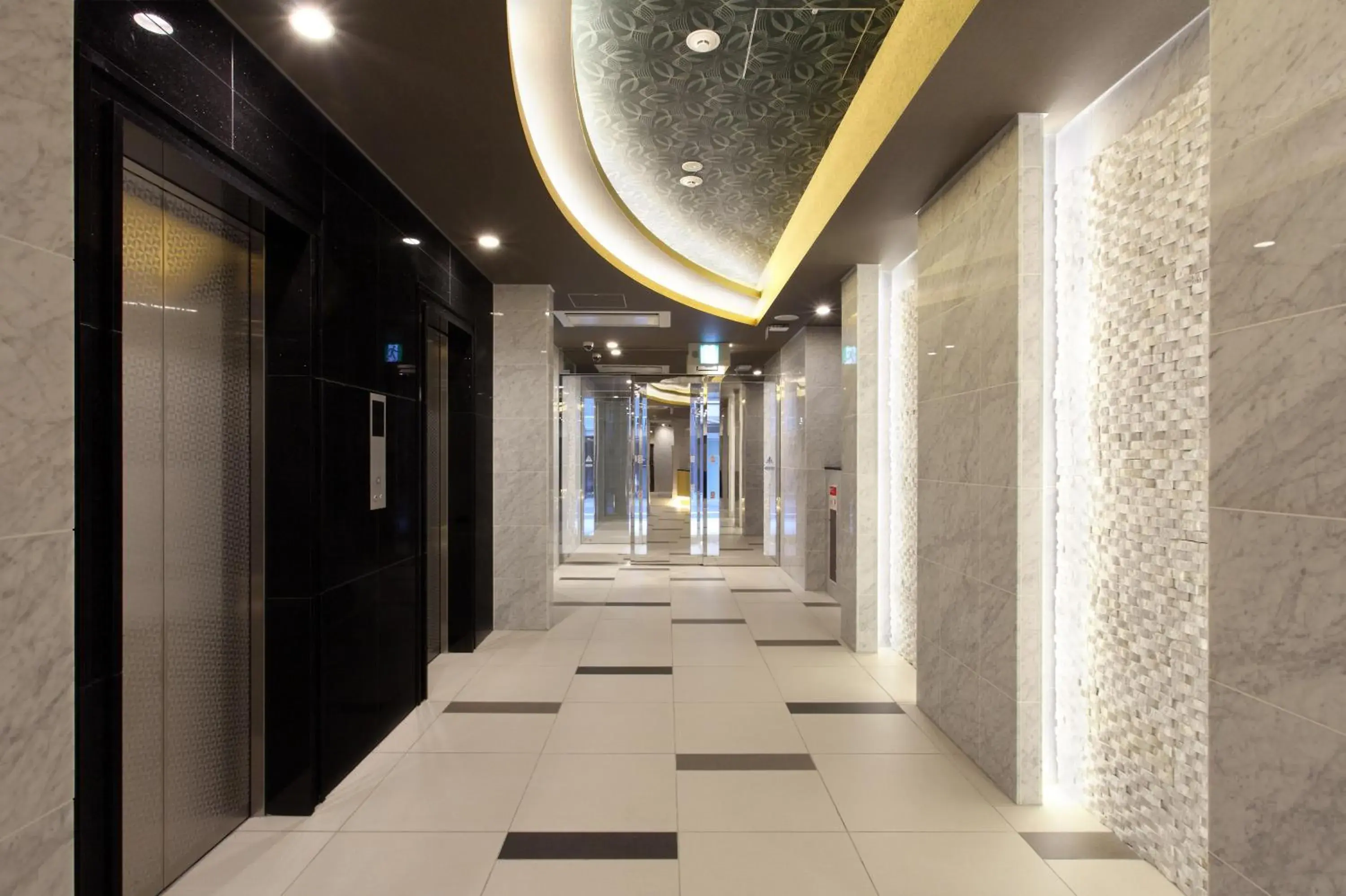 Lobby or reception in Nipponbashi Luxe Hotel