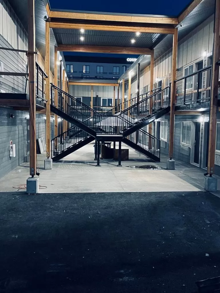 Property building in Econo Lodge