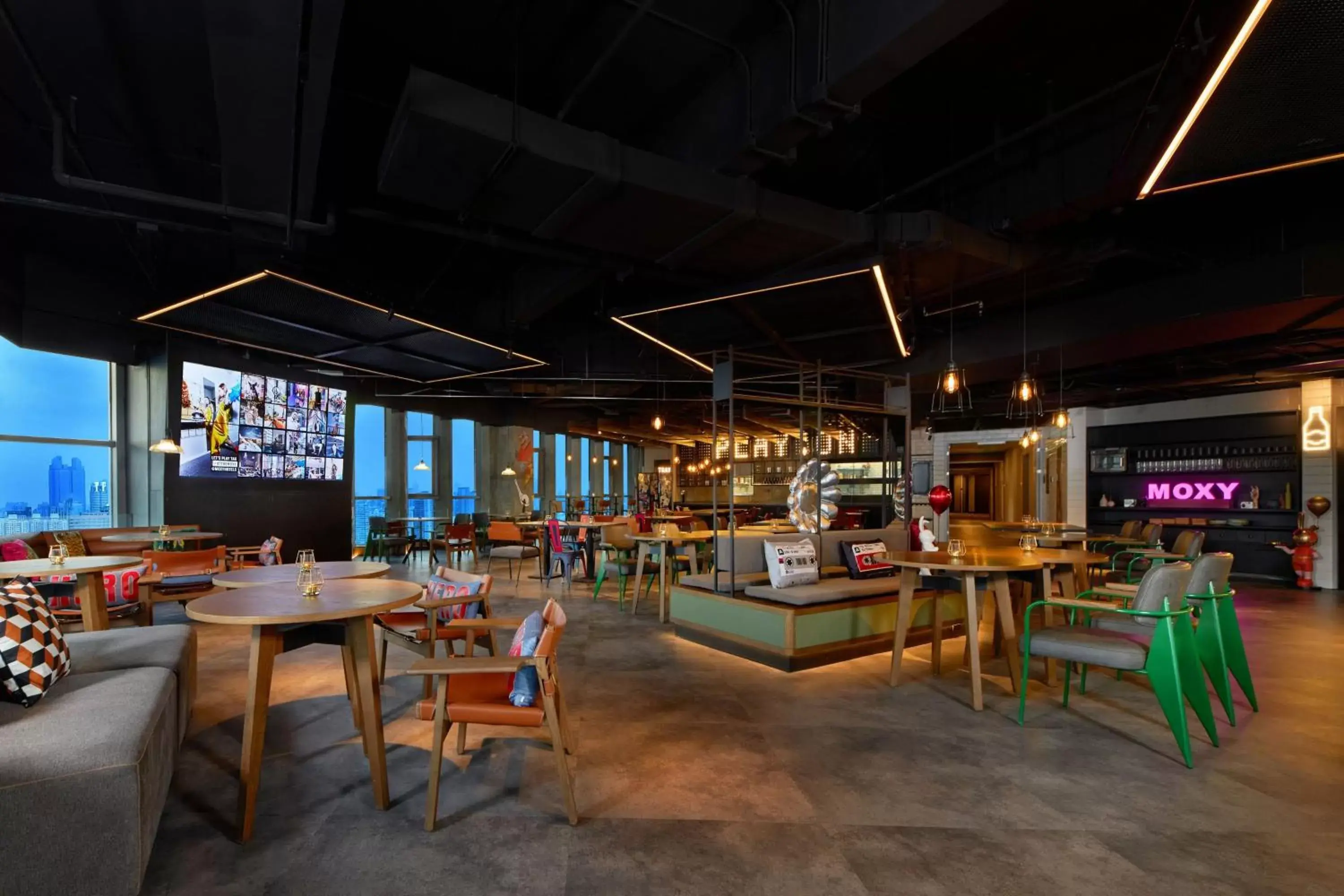 Kitchen or kitchenette, Restaurant/Places to Eat in Moxy Shanghai Xuhui