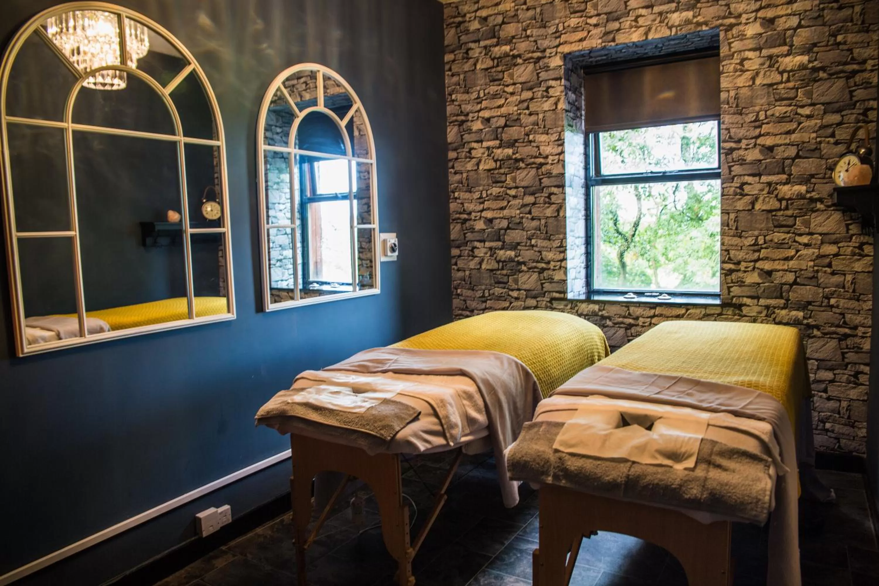 Bed in Rosspark Hotel Kells