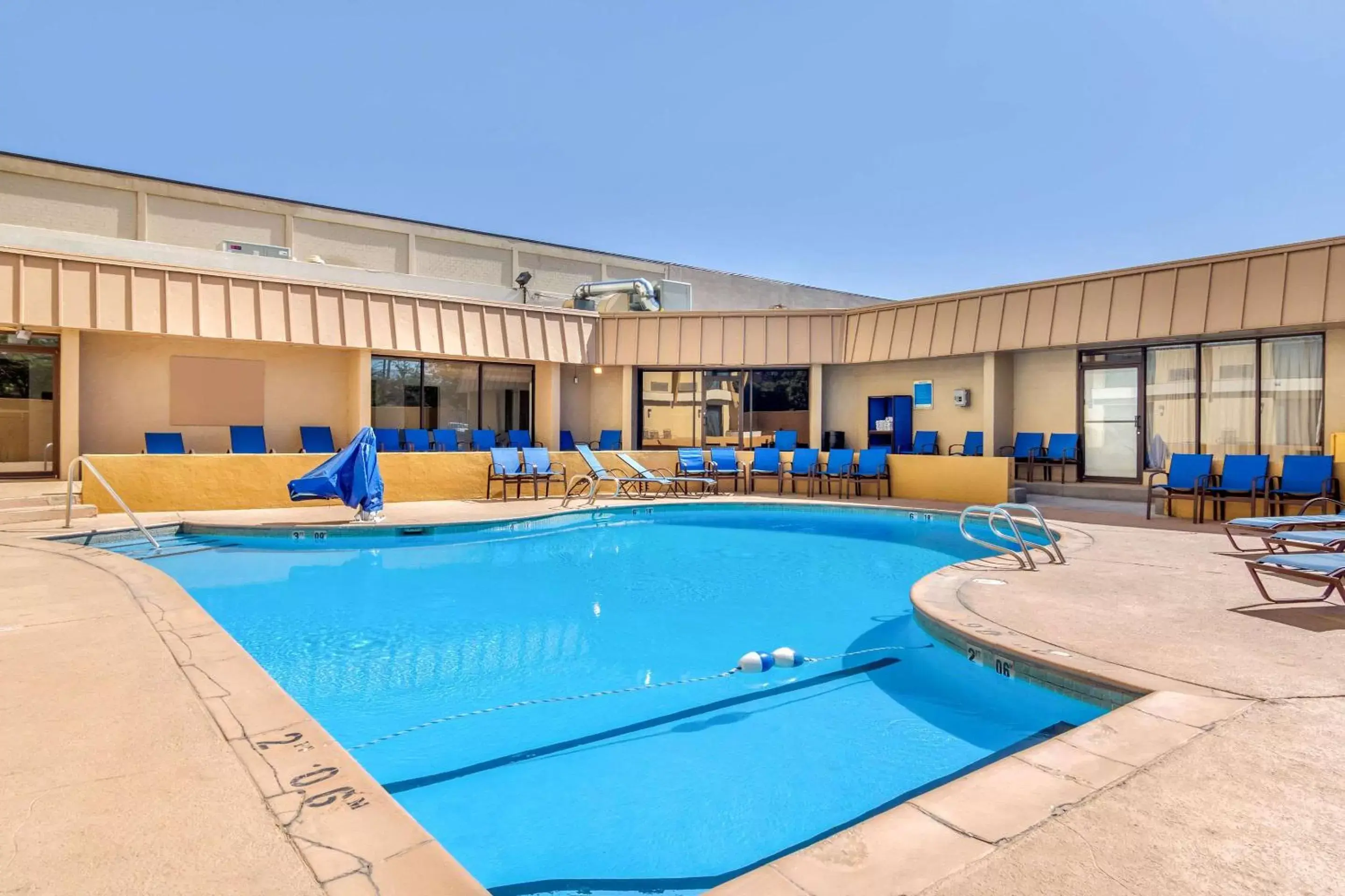 On site, Swimming Pool in Comfort Inn Denver Central