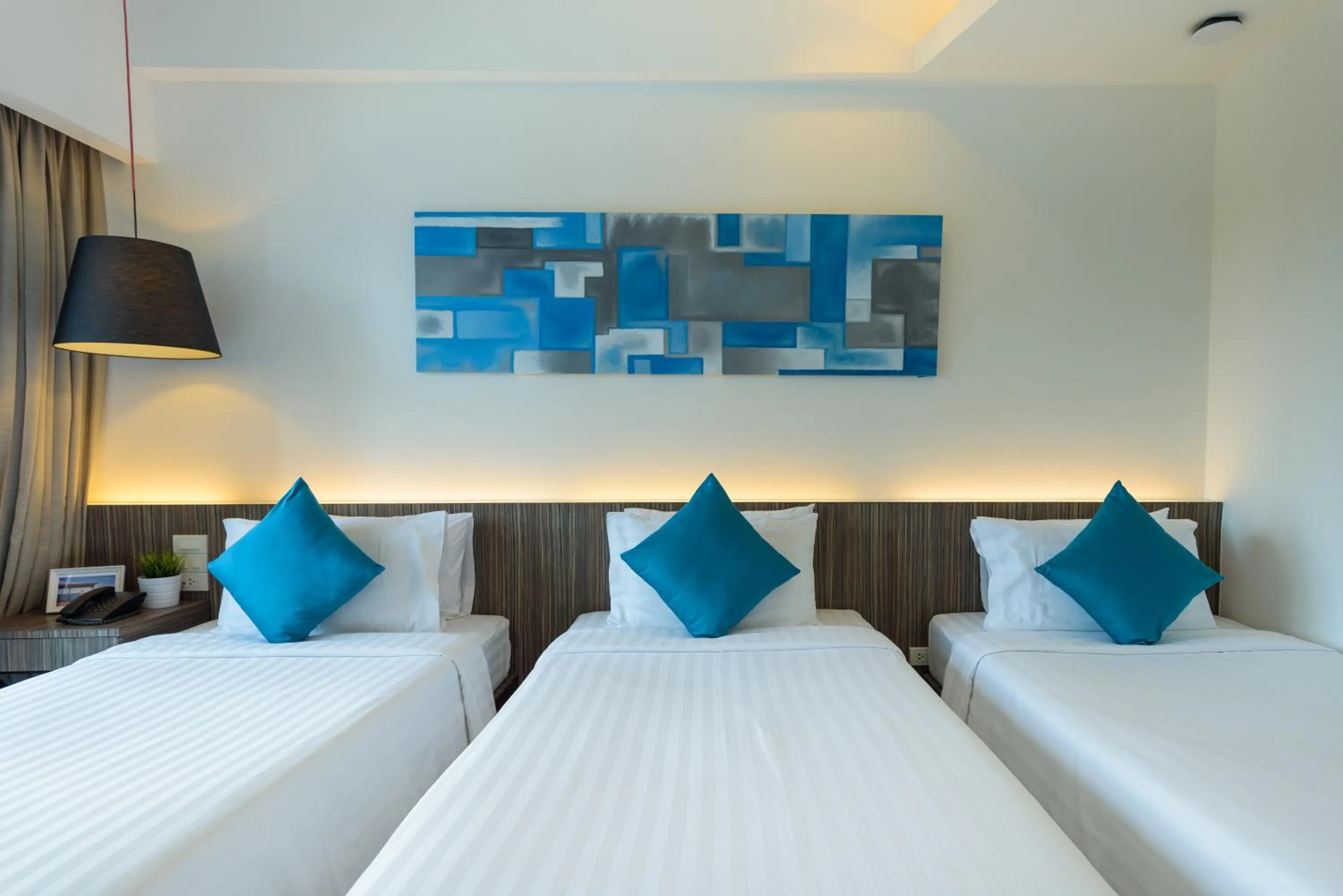 Bedroom, Bed in Hotel J Residence Pattaya
