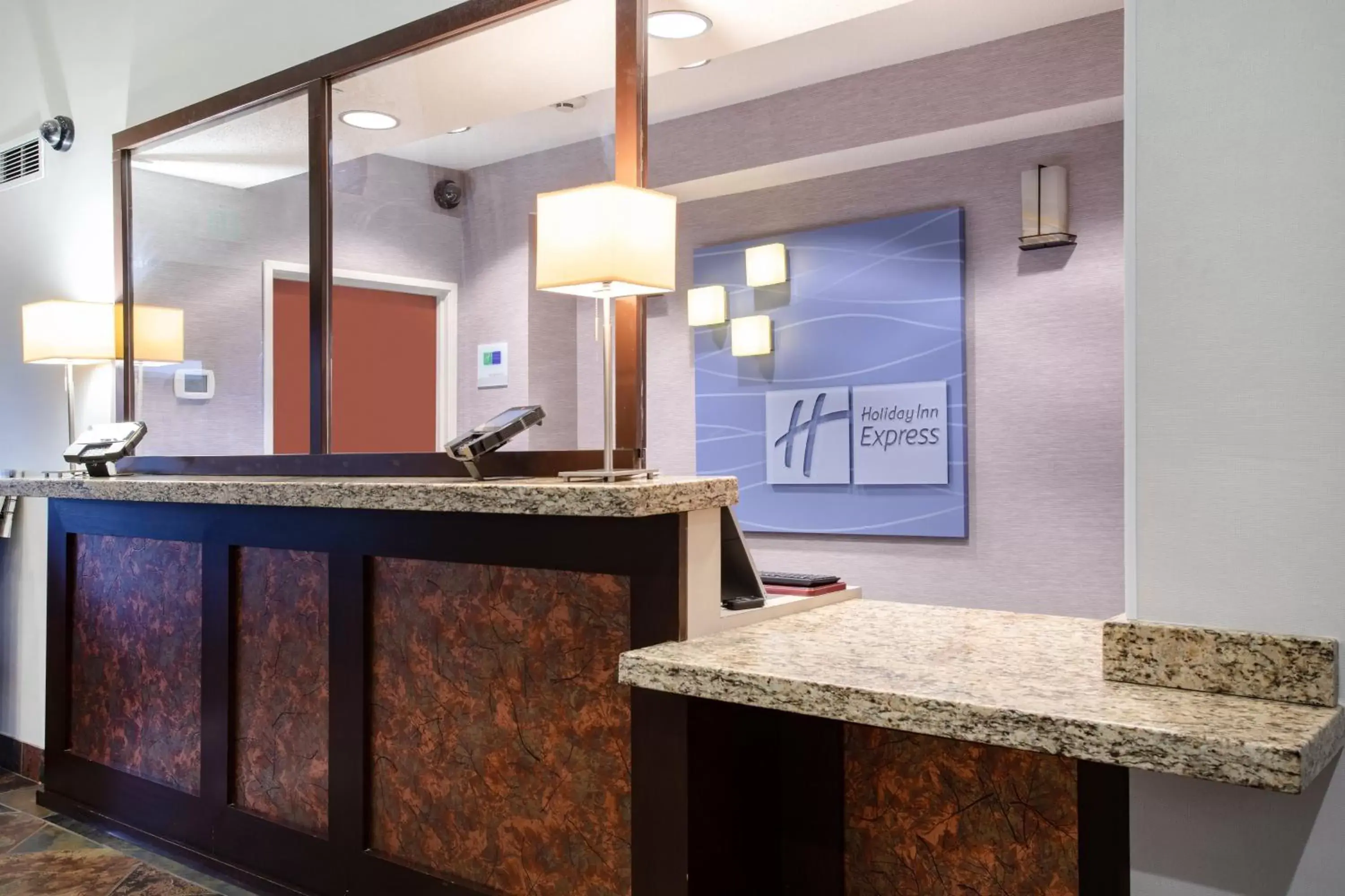 Lobby or reception in Holiday Inn Express Hotel & Suites Littleton, an IHG Hotel