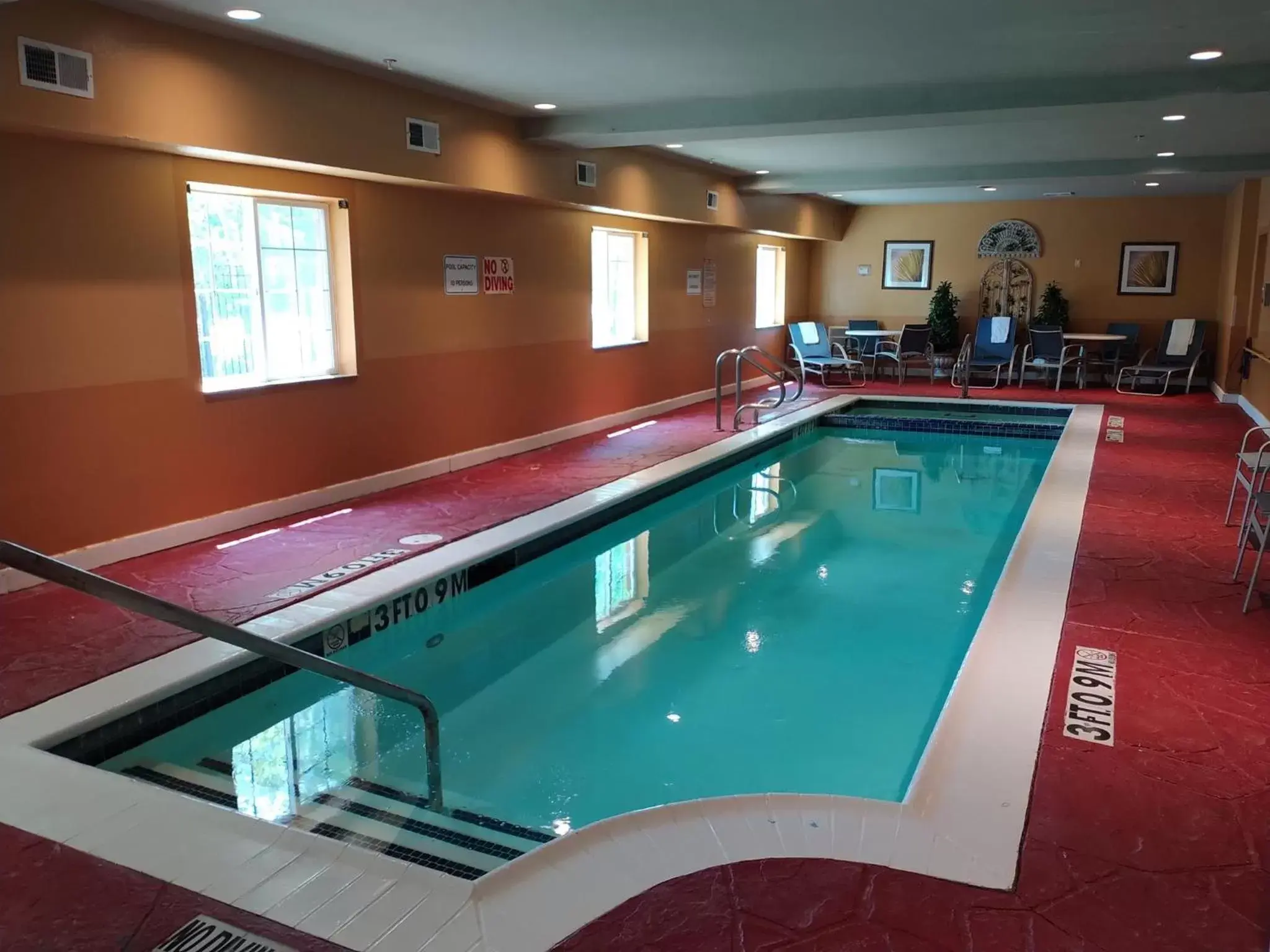 Swimming Pool in Candlewood Suites Houston Medical Center, an IHG Hotel