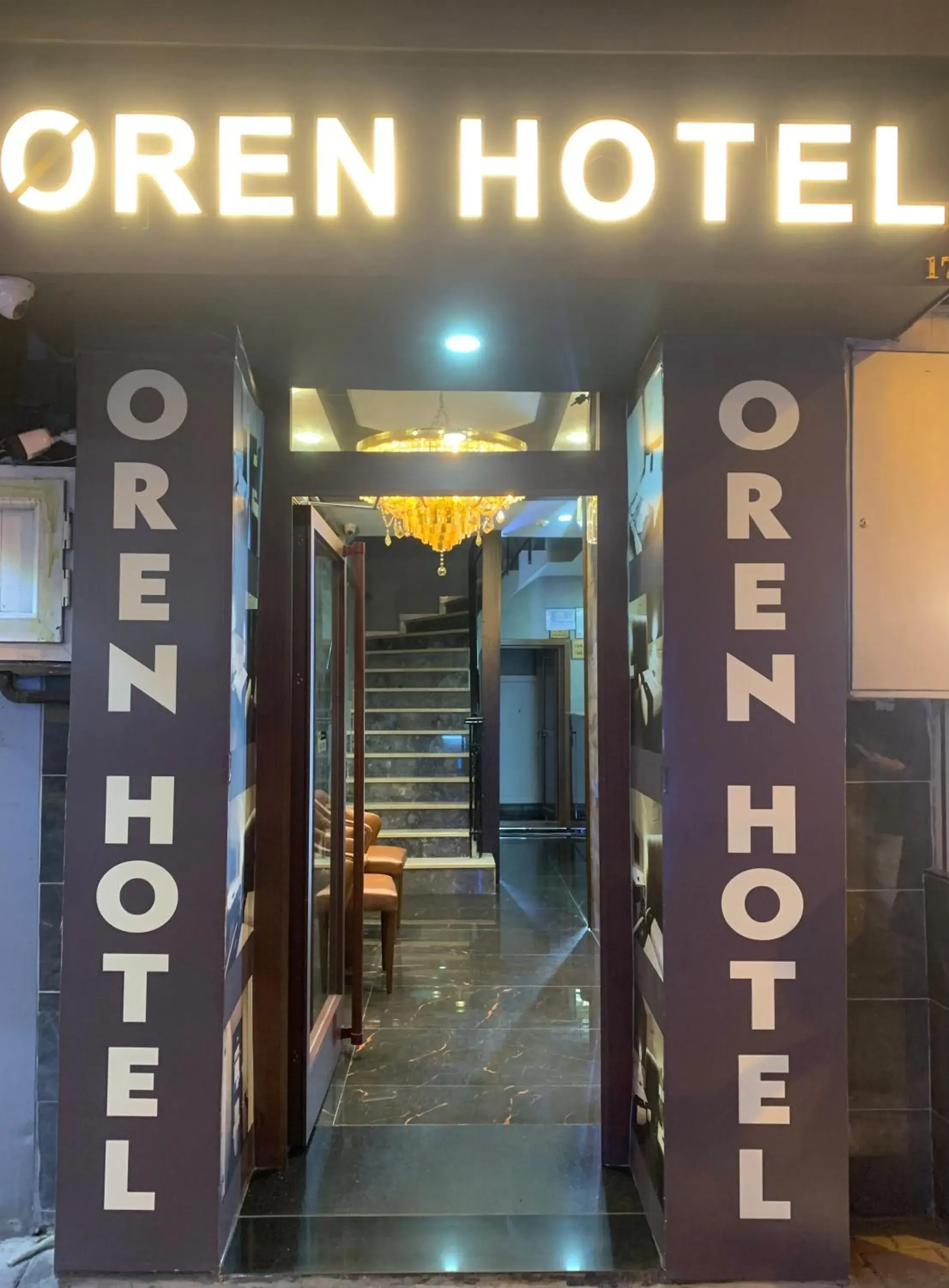 Property Logo/Sign in Oren Hotel