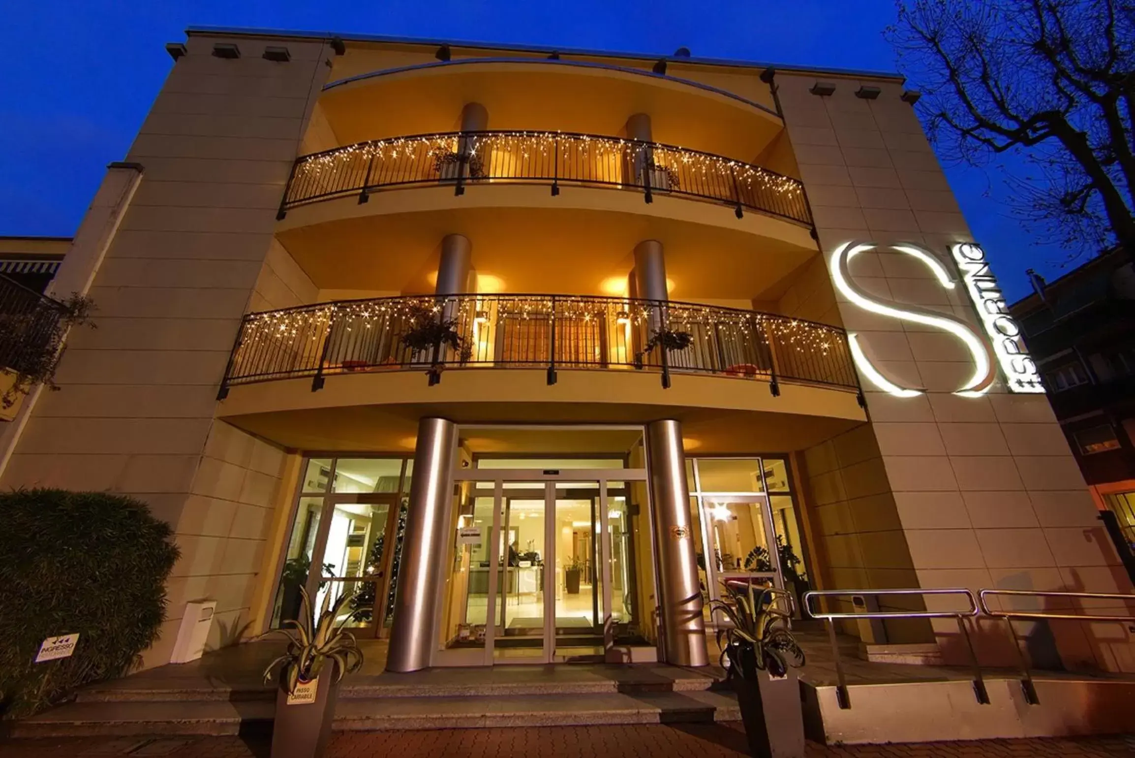 Facade/entrance in Hotel Sporting Brugherio Facade/entrance in Hotel Sporting Brugherio