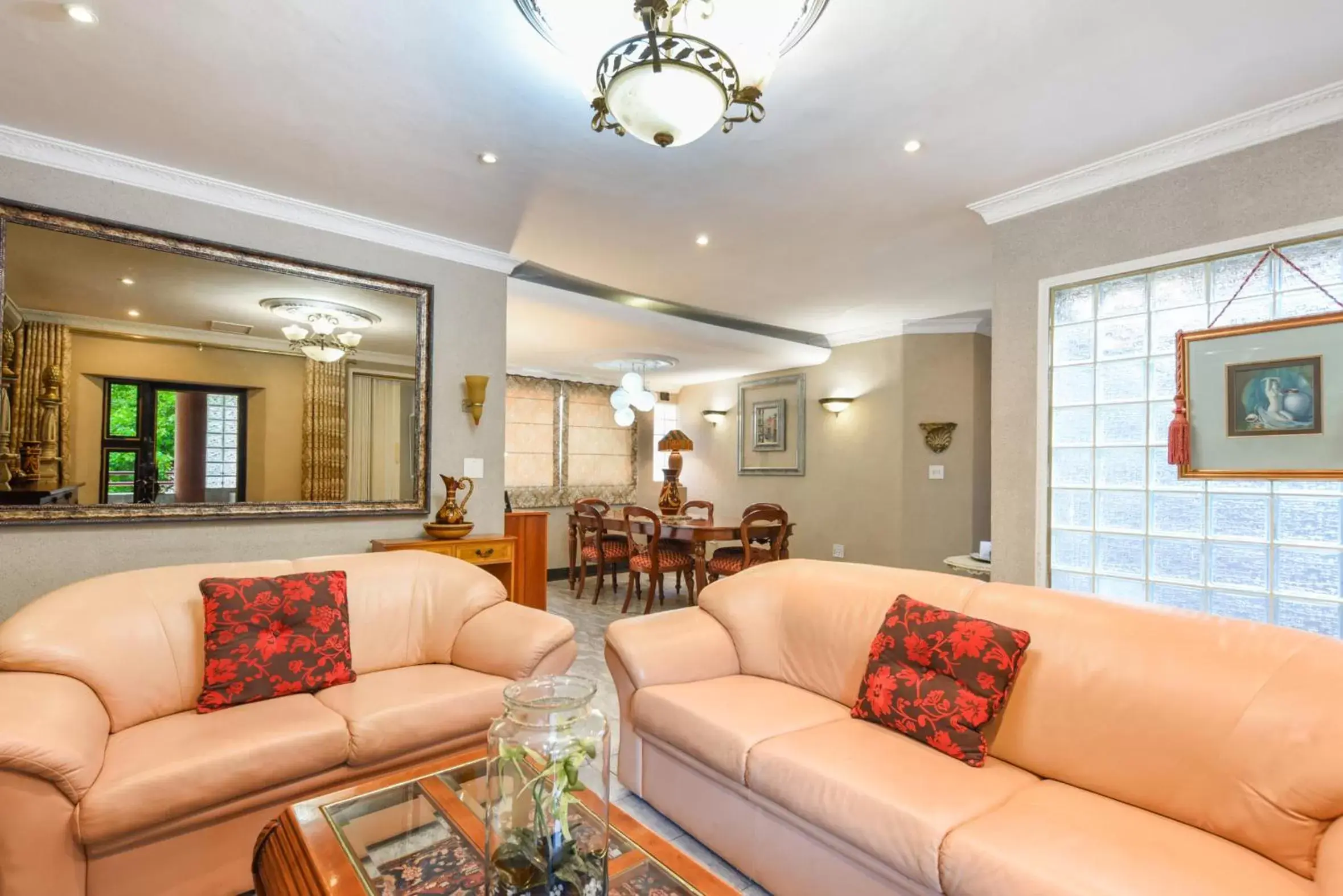 Living room, Seating Area in Villa Simonne