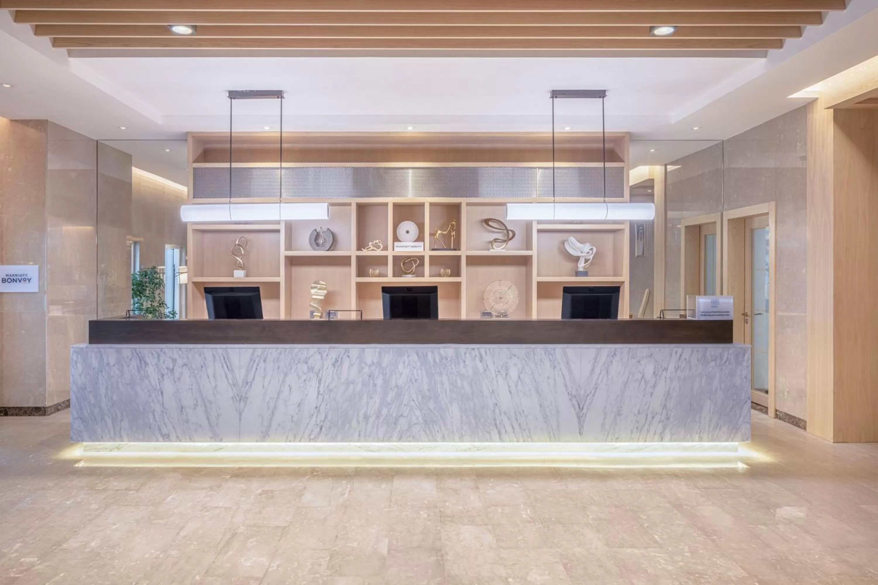 Lobby or reception in Four Points by Sheraton Jeddah Corniche