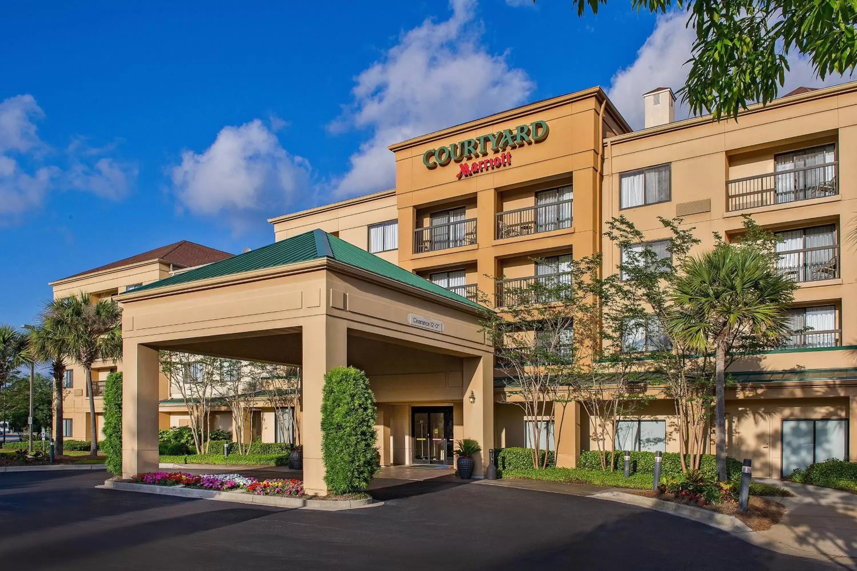 Property Building in Courtyard by Marriott North Charleston Airport Coliseum