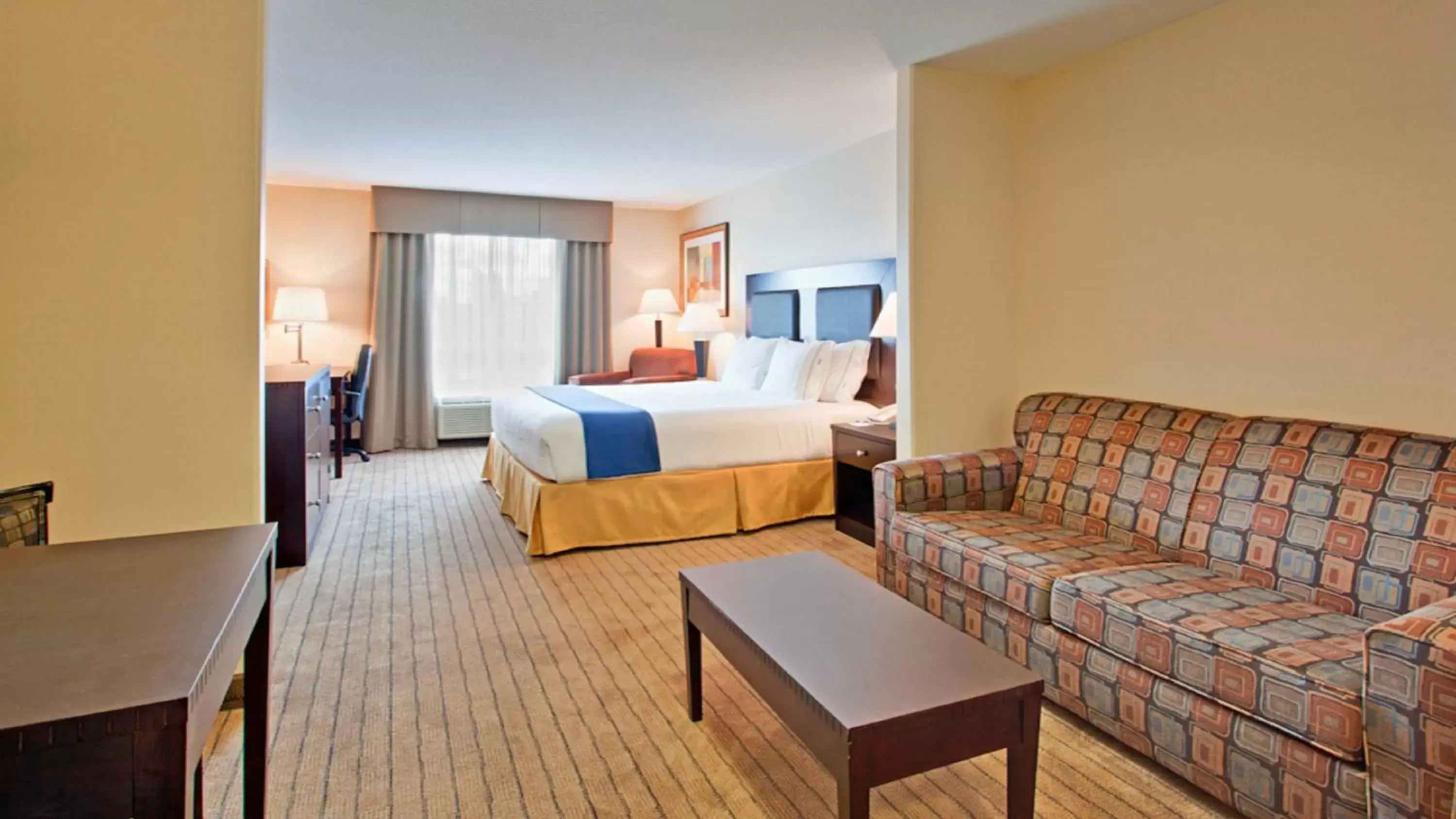 Photo of the whole room in Holiday Inn Express Hotel & Suites Swift Current, an IHG Hotel