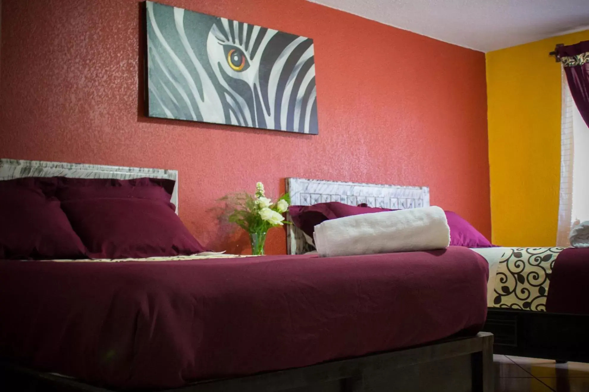 Bed in Hotel & Suites Cerro Roj0