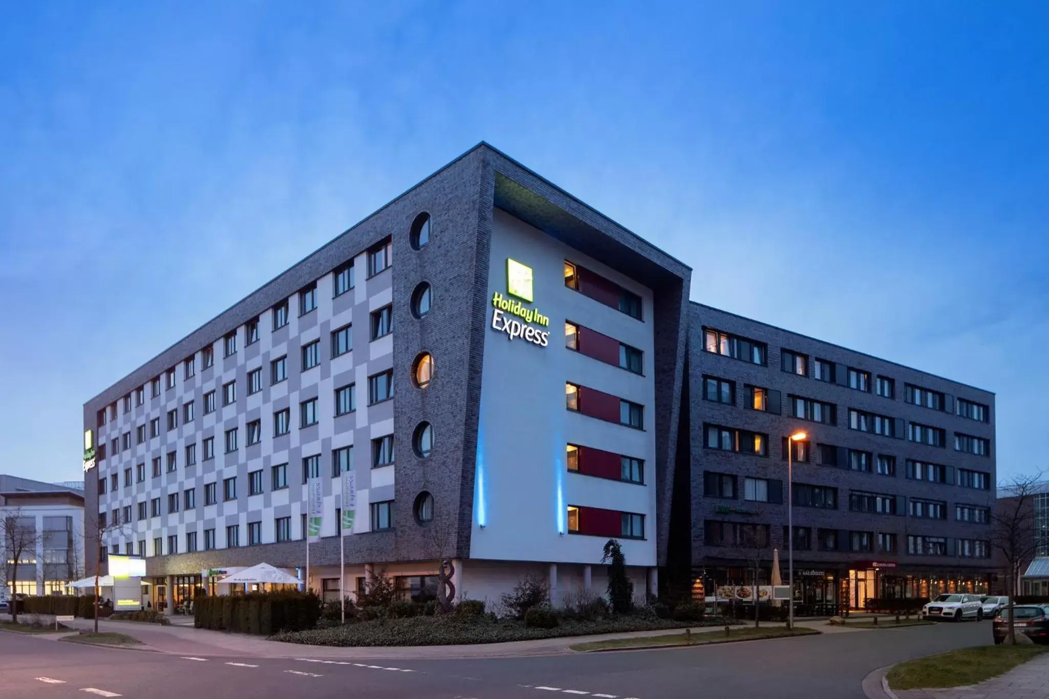 Property Building in Holiday Inn Express Bremen Airport, an IHG Hotel