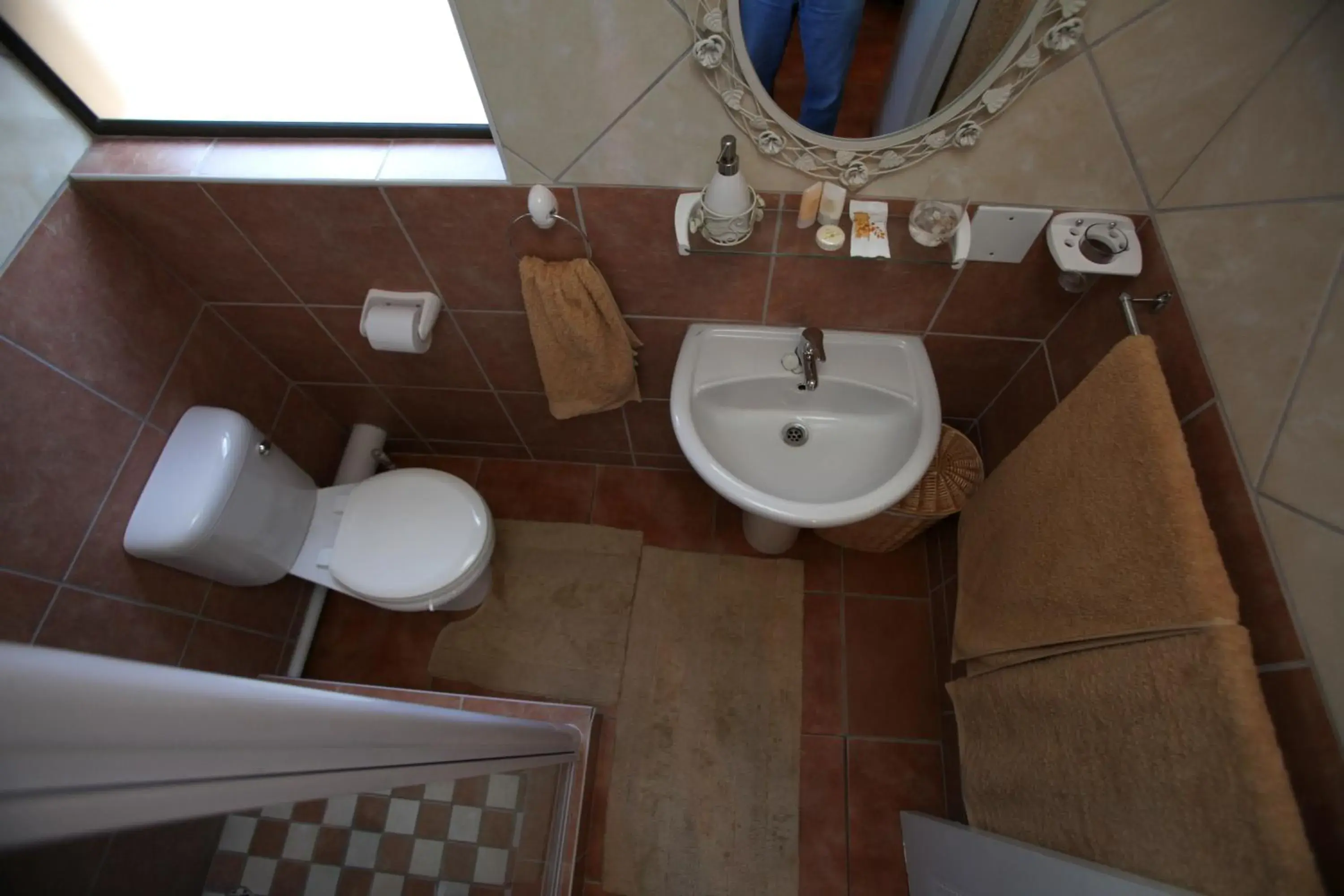 Bathroom in Rose Petals Guest House