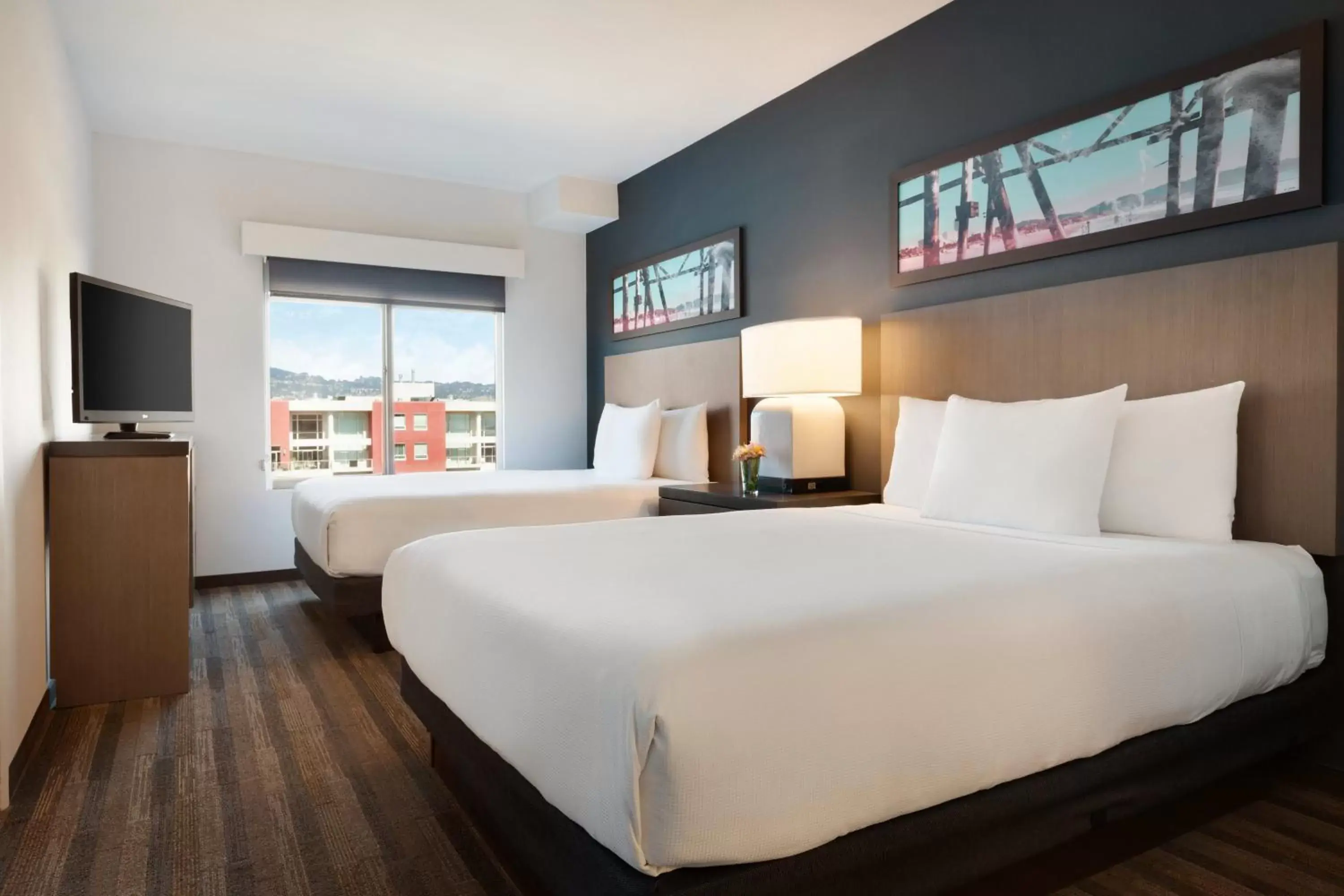 One-Bedroom Suite with Two Queen Beds in Hyatt House Emeryville