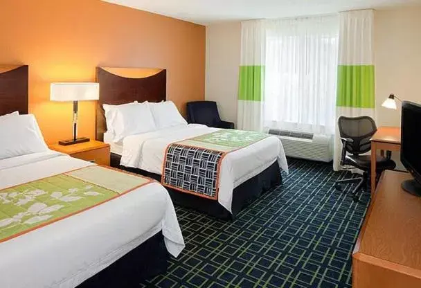 Photo of the whole room, Bed in Country Inn & Suites by Radisson, Fayetteville I-95, NC