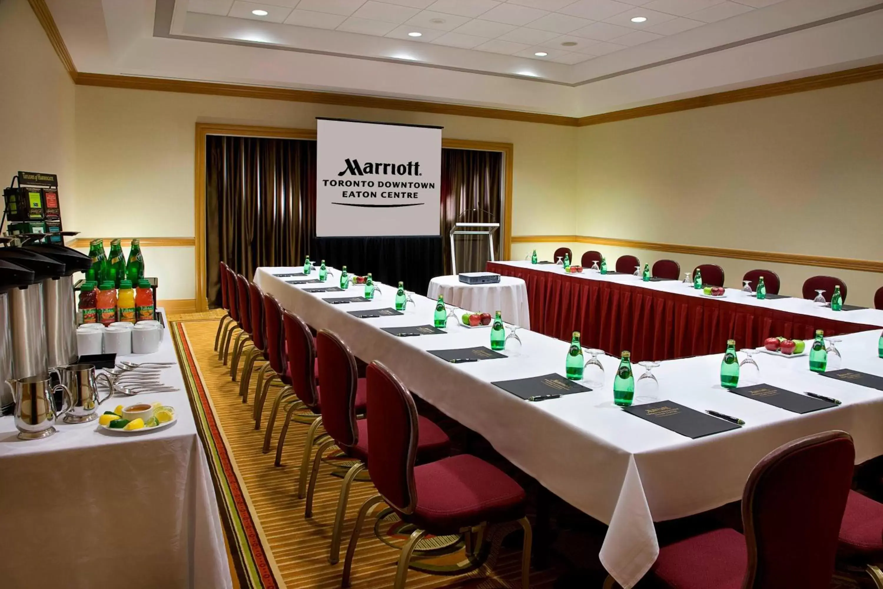 Meeting/conference room in Marriott Downtown at CF Toronto Eaton Centre