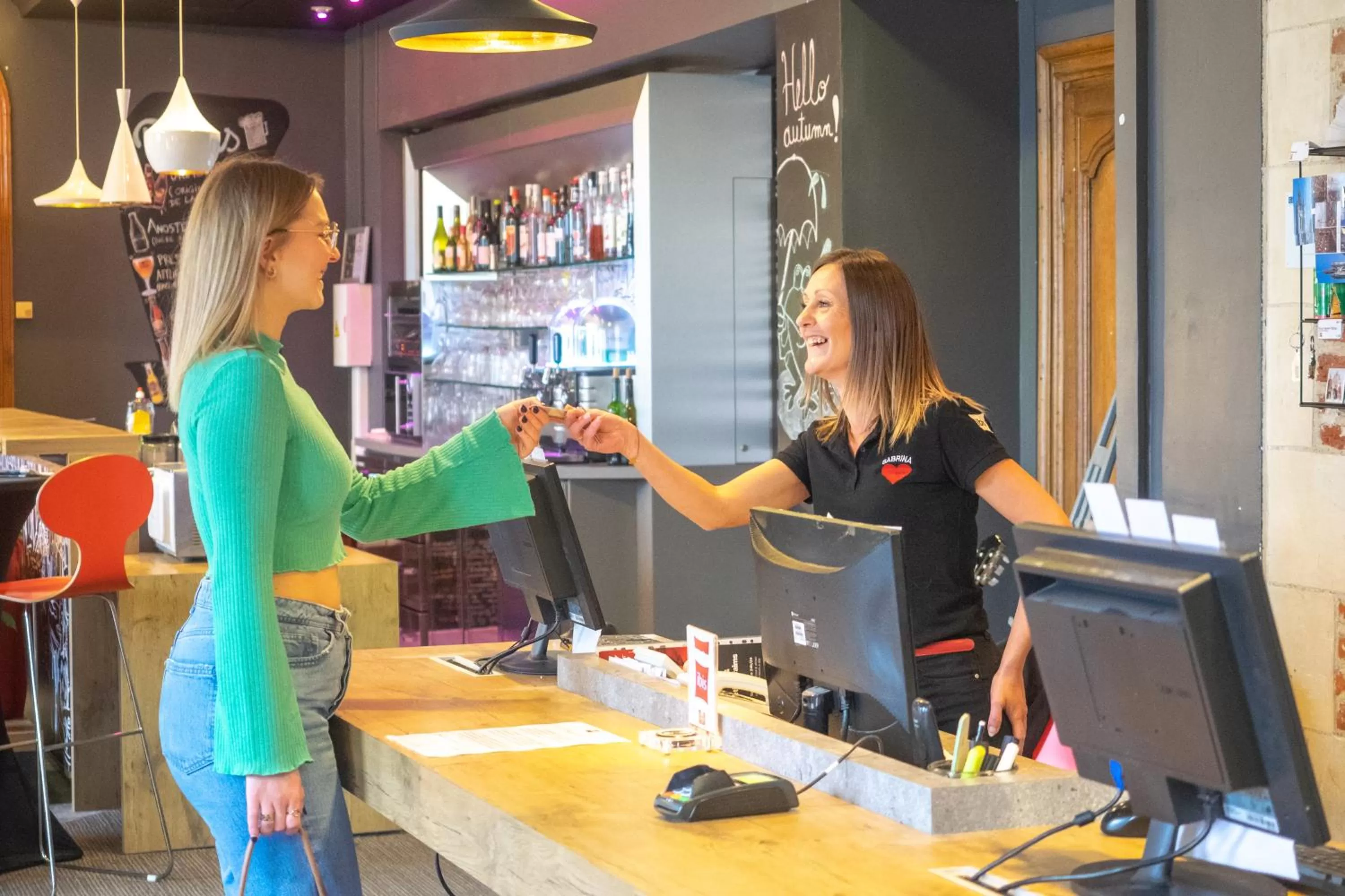 Lobby or reception in ibis Douai Centre