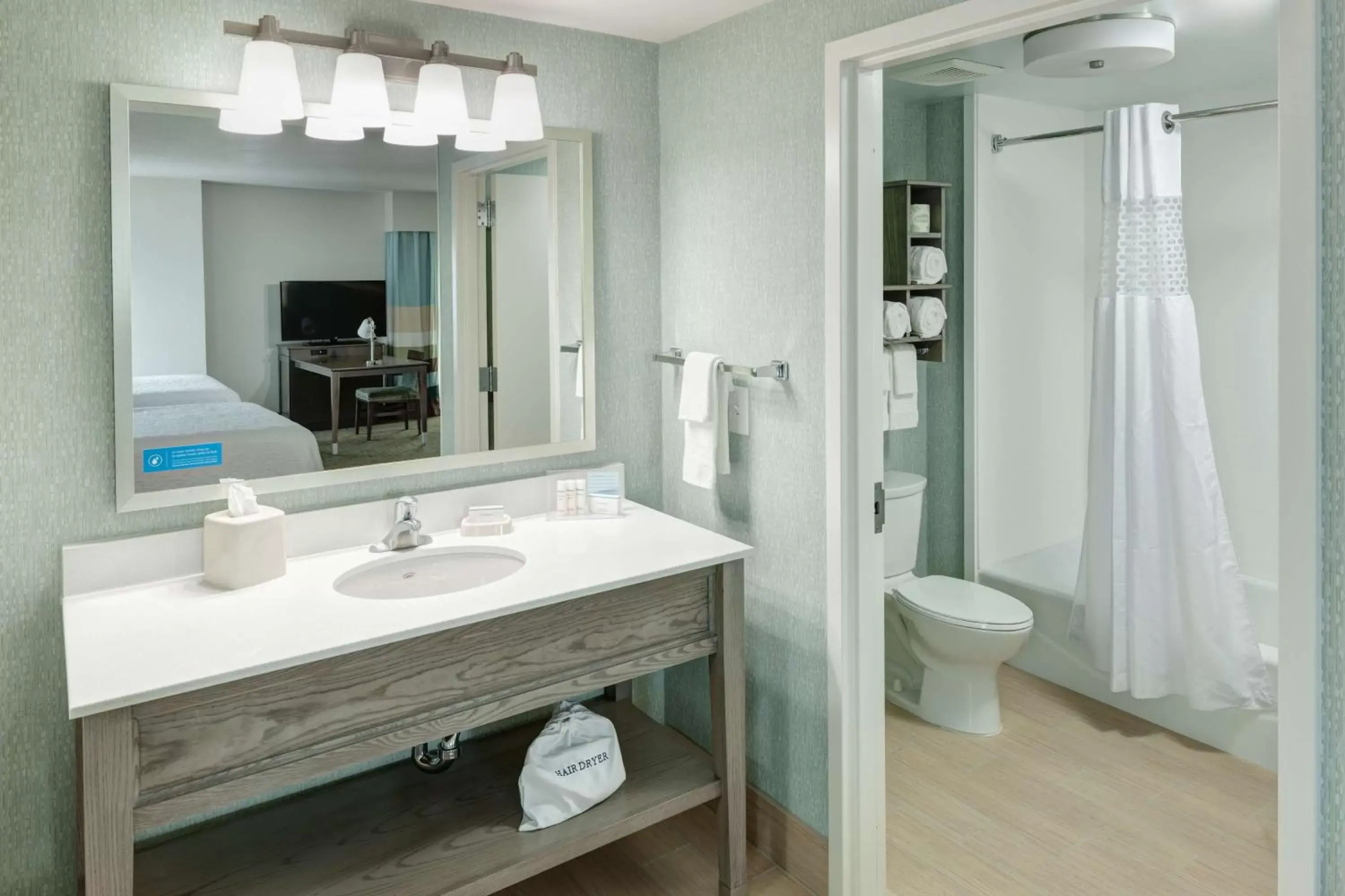 Bathroom in Hampton Inn & Suites by Hilton Carolina Beach Oceanfront