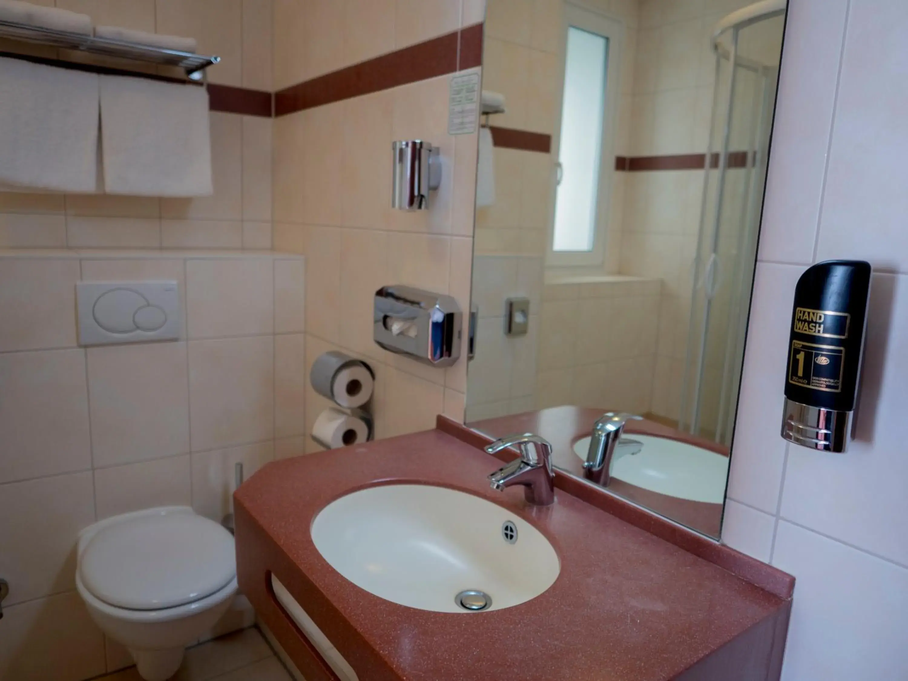 Bathroom in Hotel Residence am Hauptbahnhof Bathroom in Hotel Residence am Hauptbahnhof