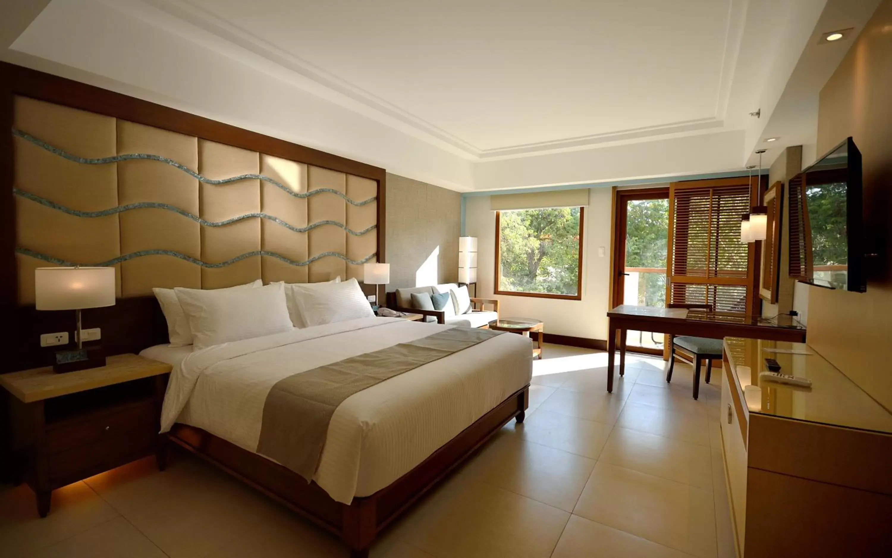 Bedroom, Room Photo in Henann Resort Alona Beach