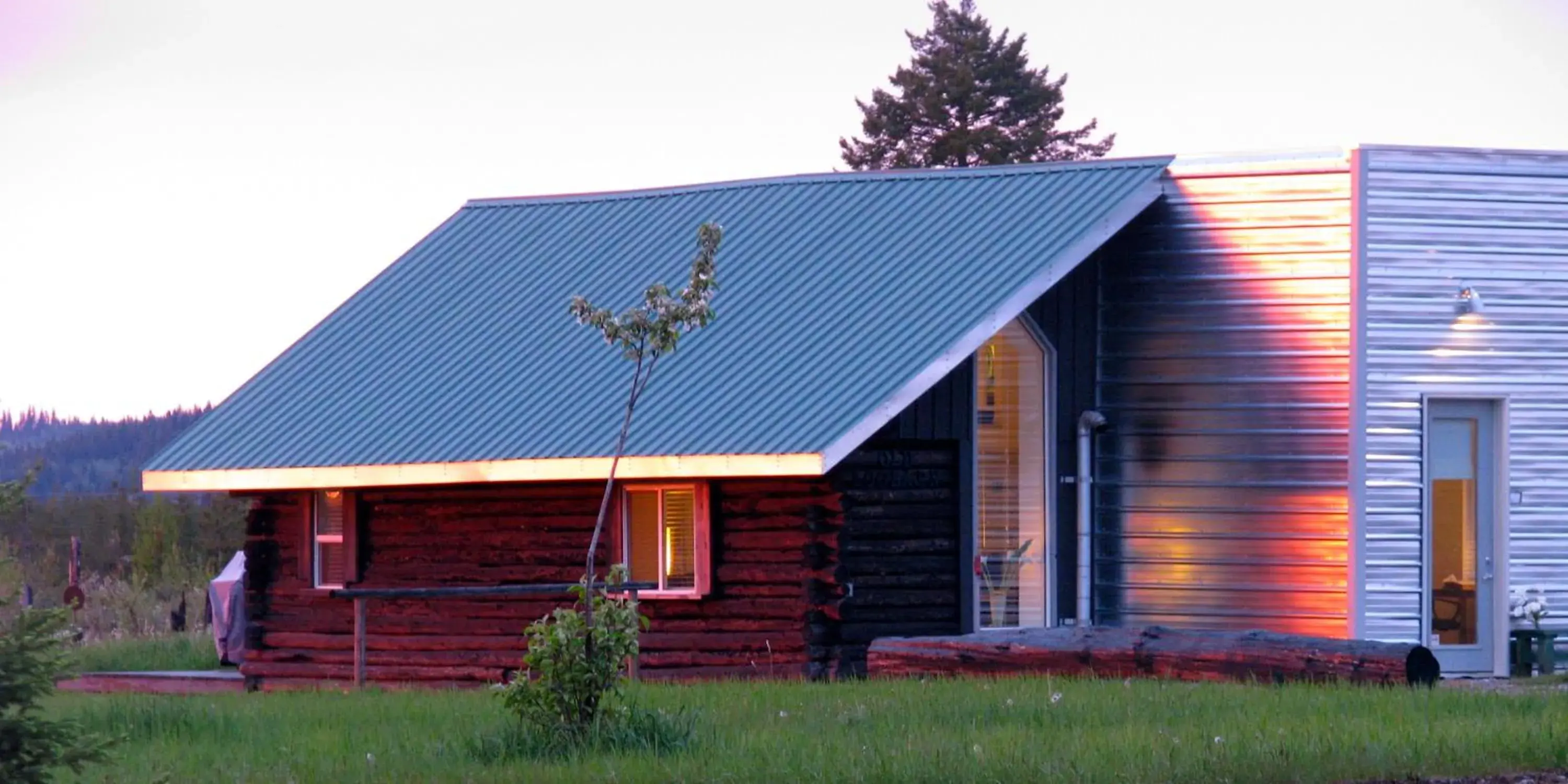 Facade/entrance, Property Building in Woodhouse Cottages And Ranch