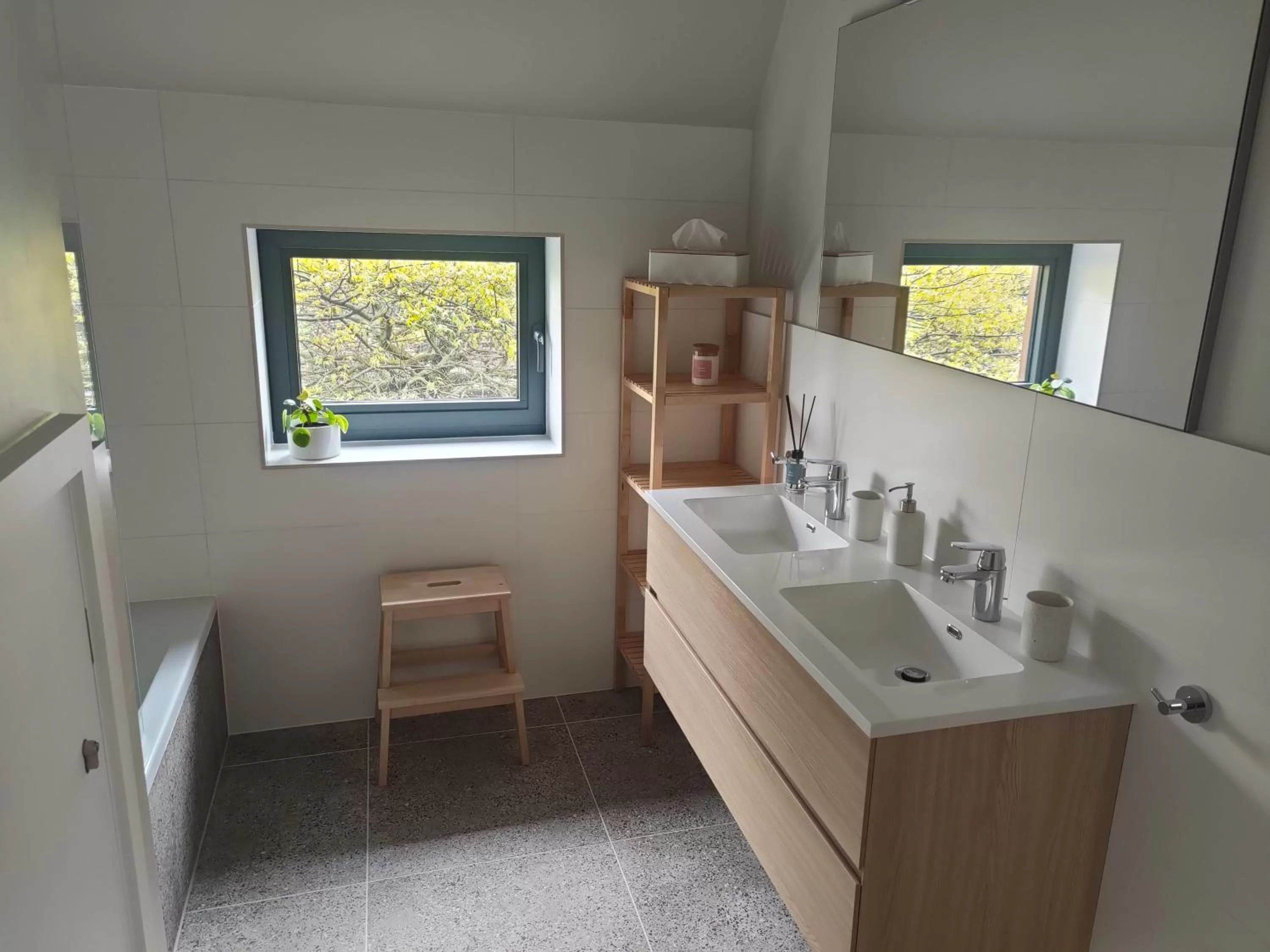 Bathroom in Akrenbos 101