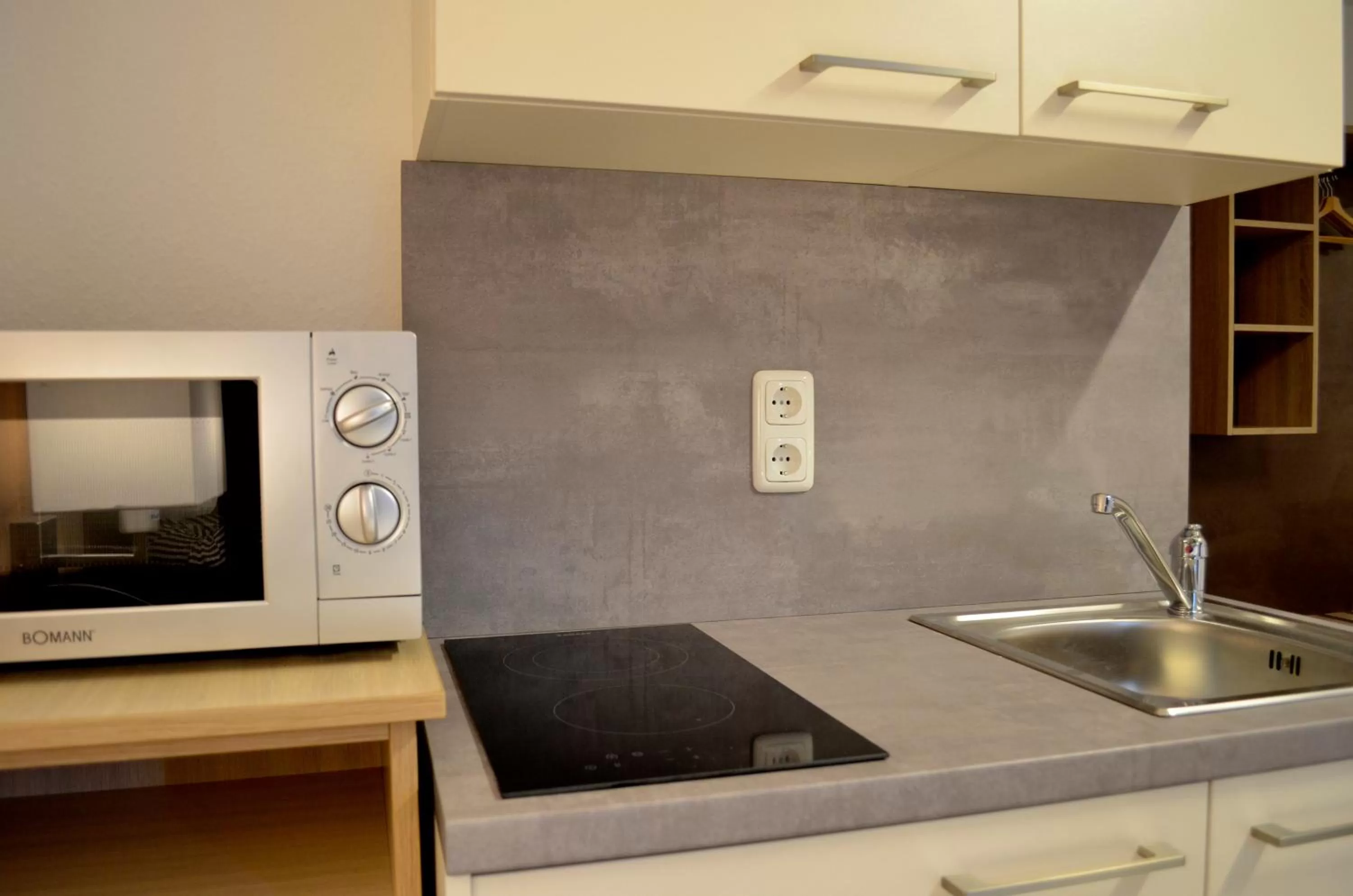 Kitchen or kitchenette in Hana Aparthotel