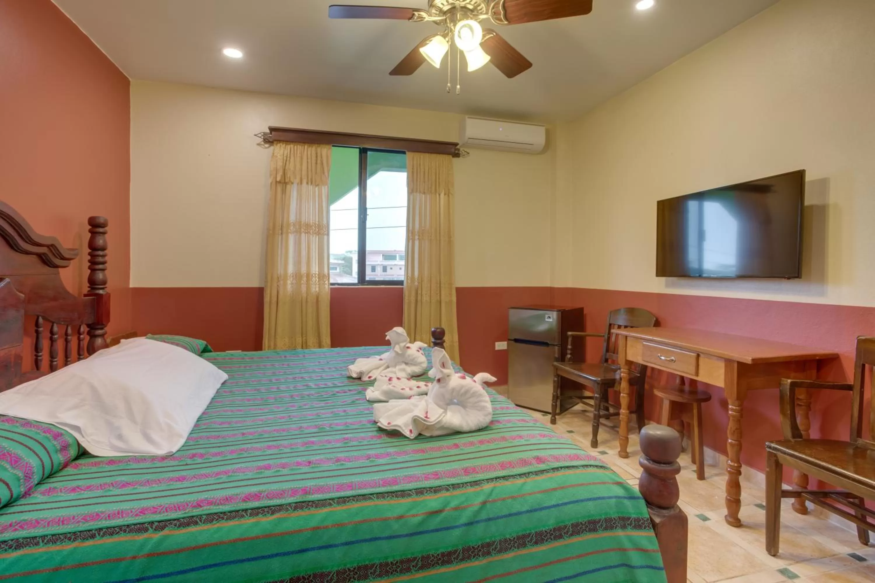 Photo of the whole room, Bed in Venus Hotel