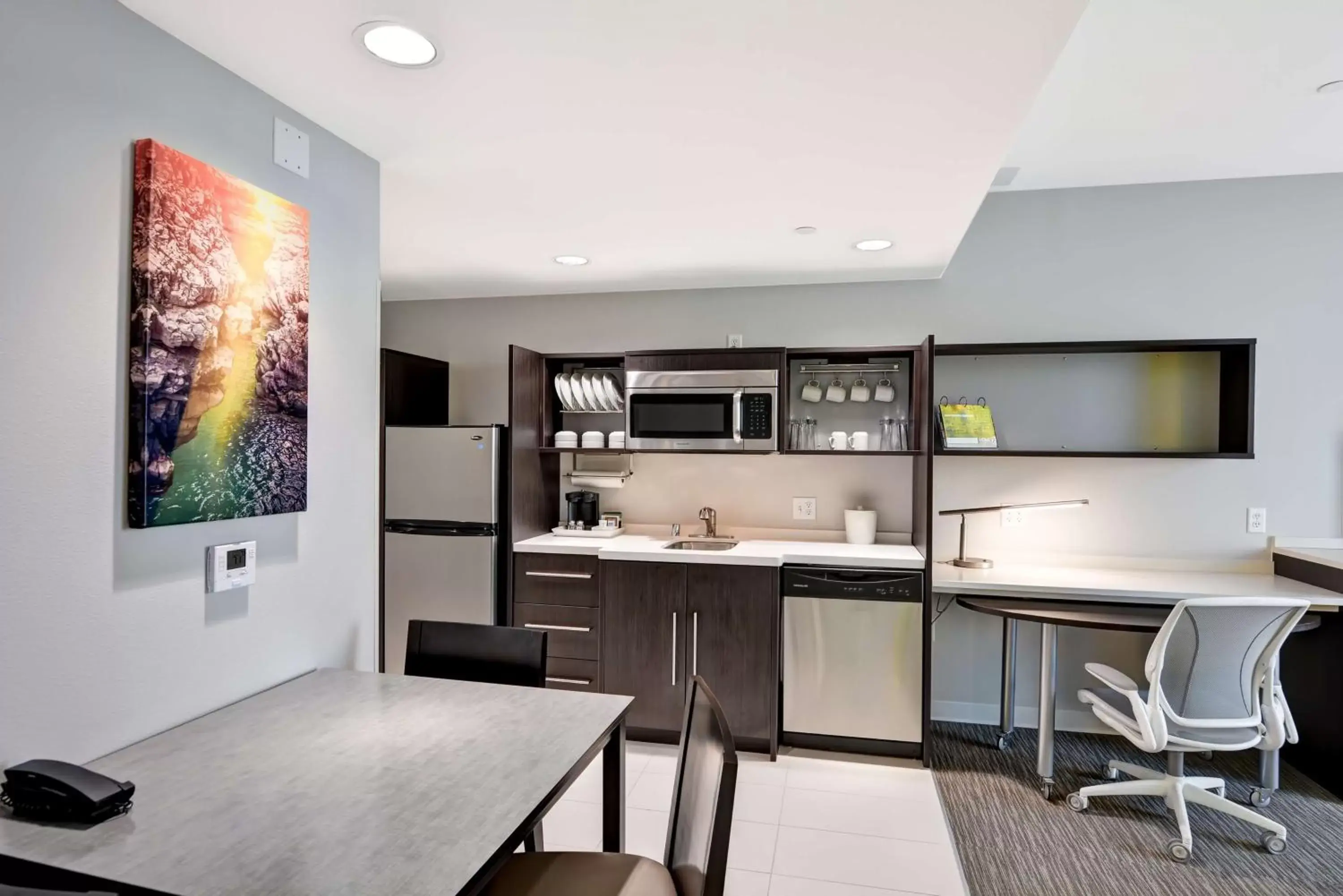 Bedroom, Kitchen/Kitchenette in Home2 Suites Azusa