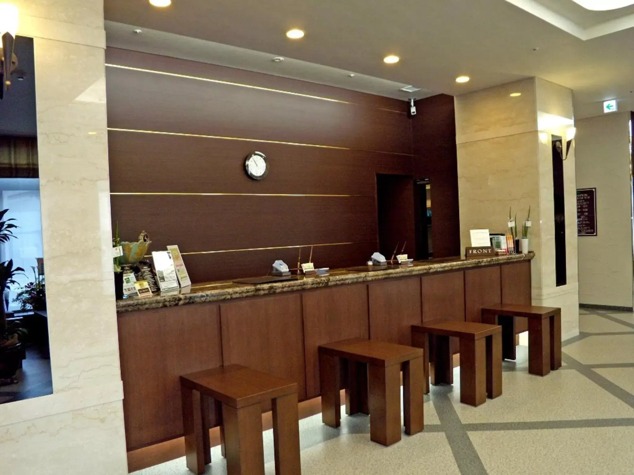 Lobby or reception in Hotel Route-Inn Higashimuroran Ekimae