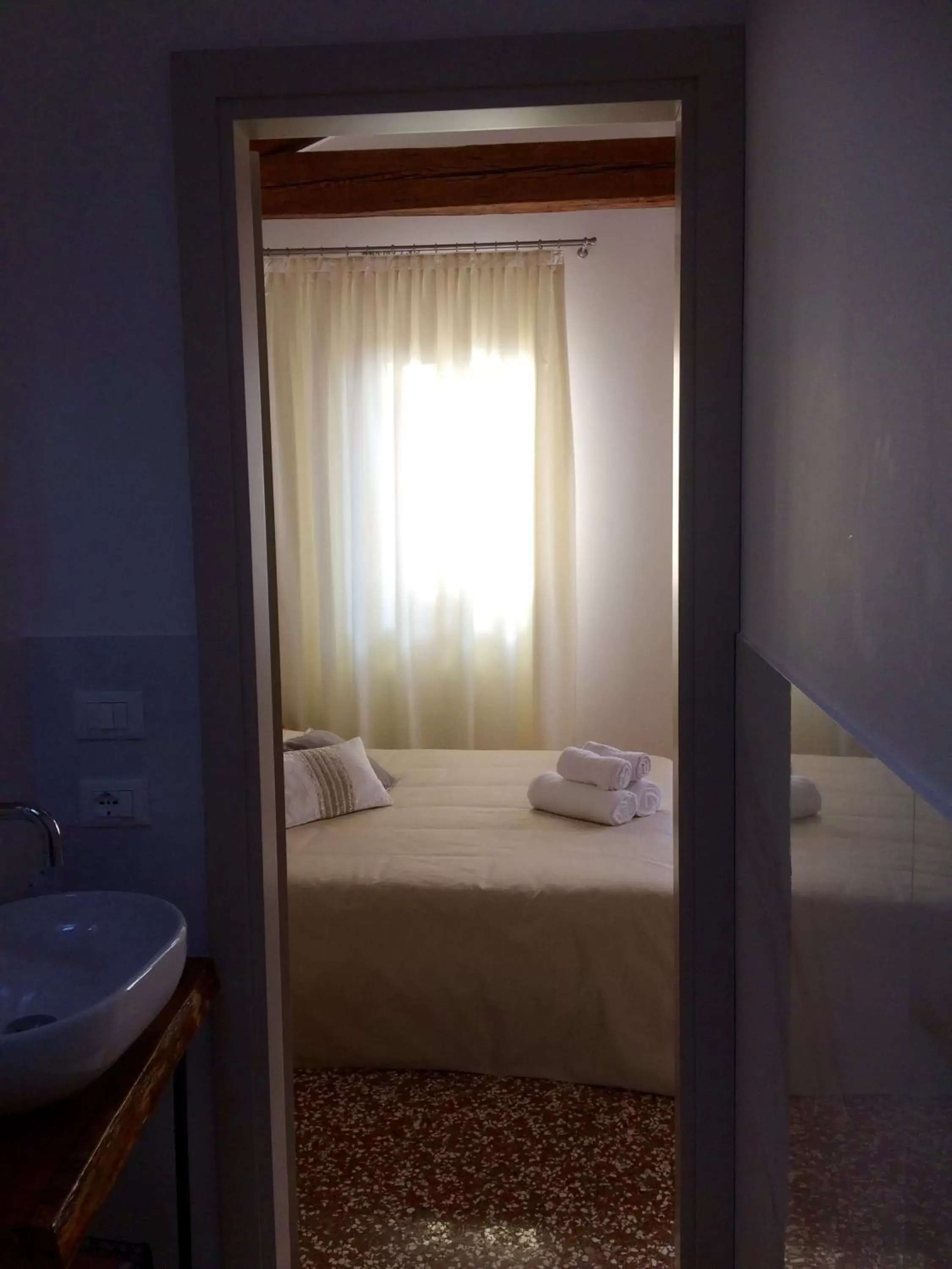 Bathroom, Bed in B&B Al Pozzo di Luce