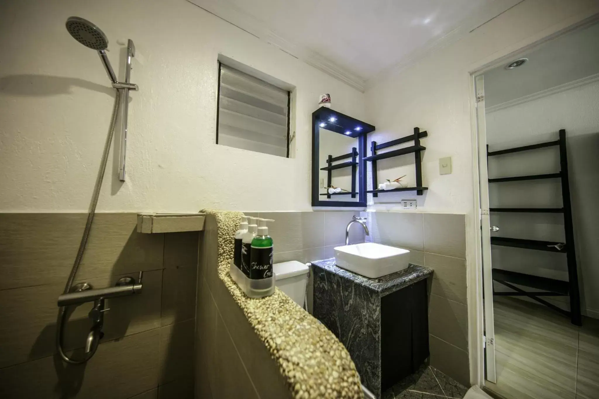 Bathroom in Ocean Vida Beach and Dive Resort