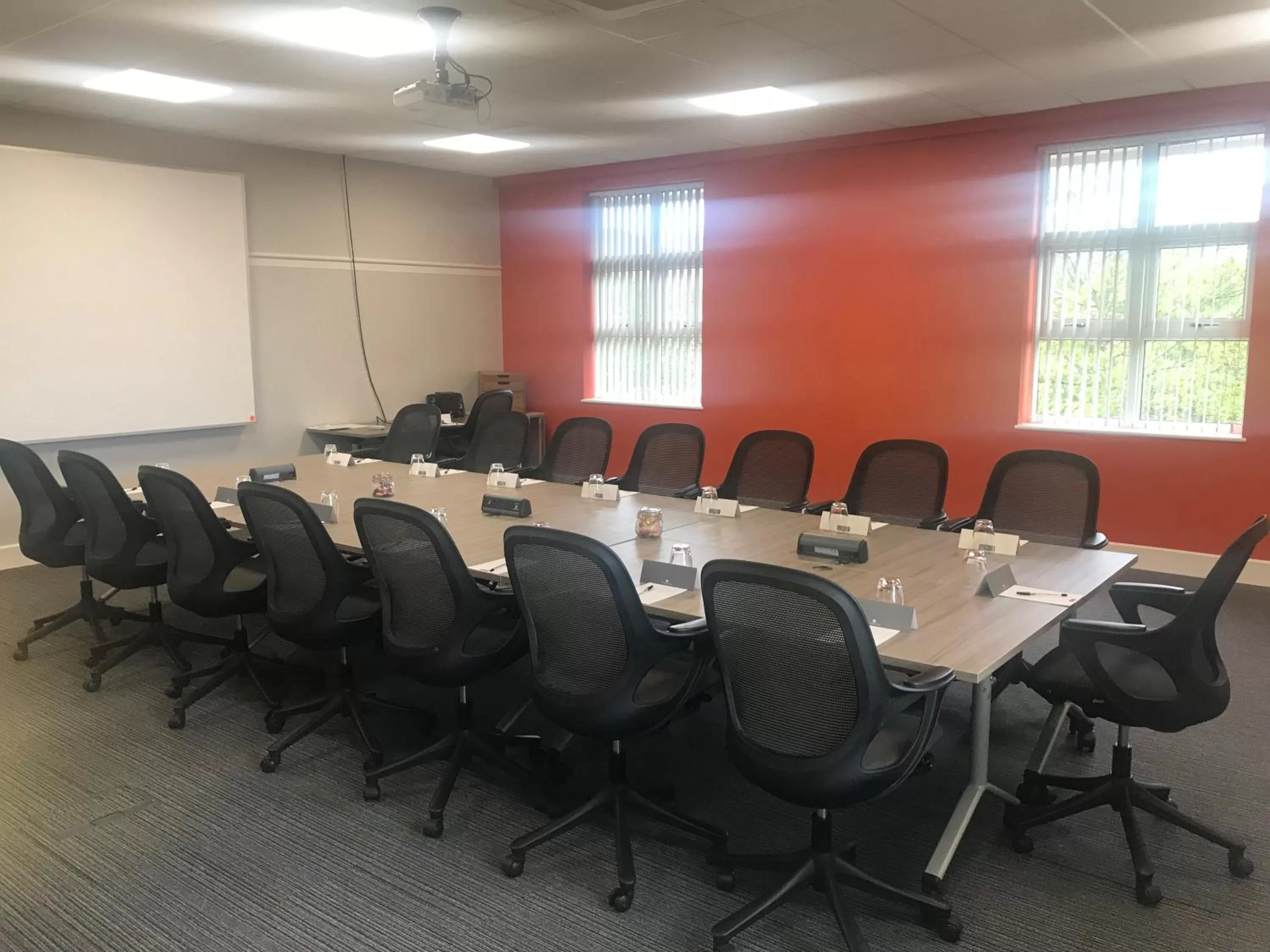 Meeting/conference room in Wychwood Park Hotel and Golf Club