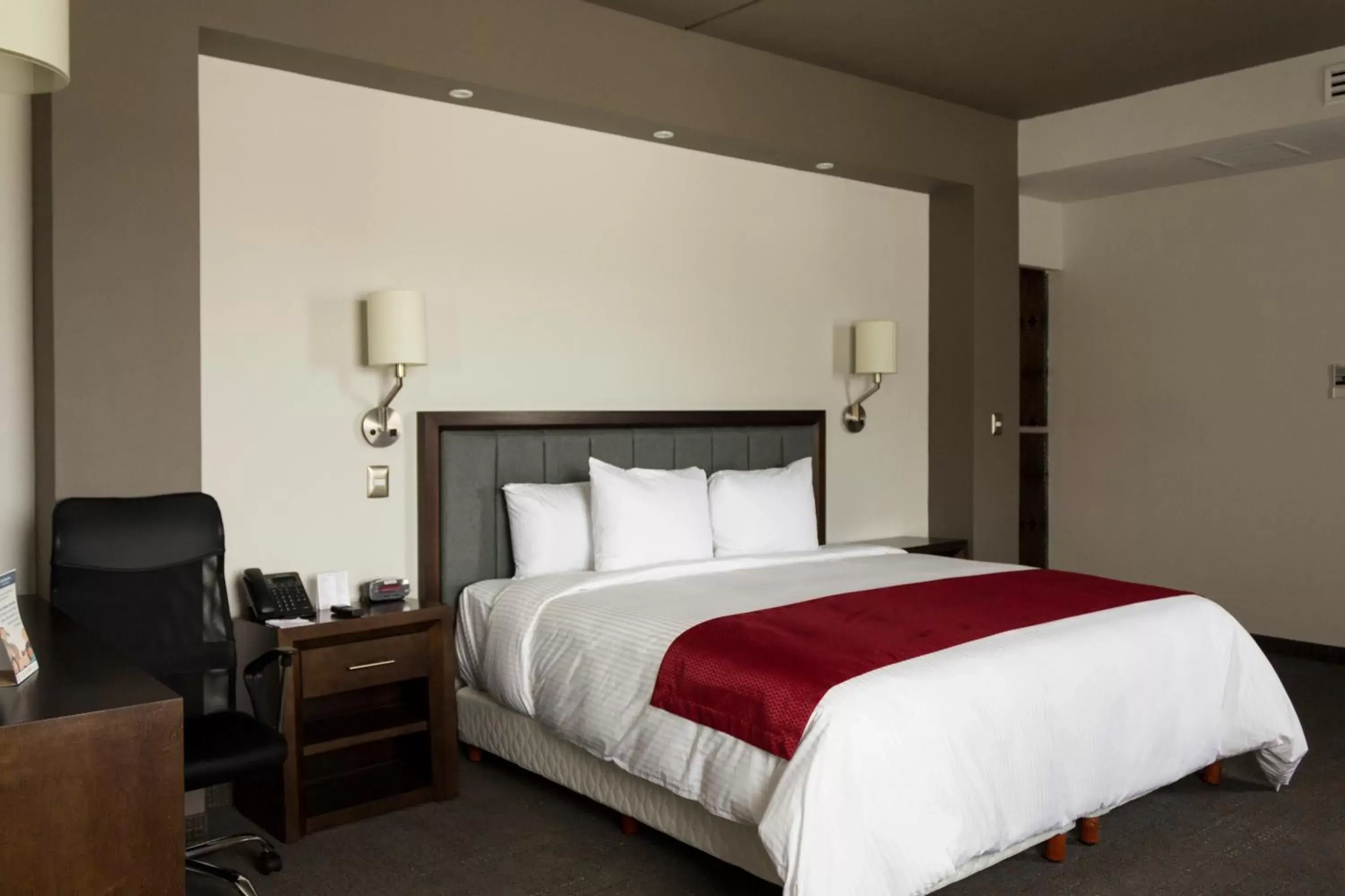 Executive King Suite in Best Western Plus Santa Cecilia Pachuca Executive King Suite in Best Western Plus Santa Cecilia Pachuca