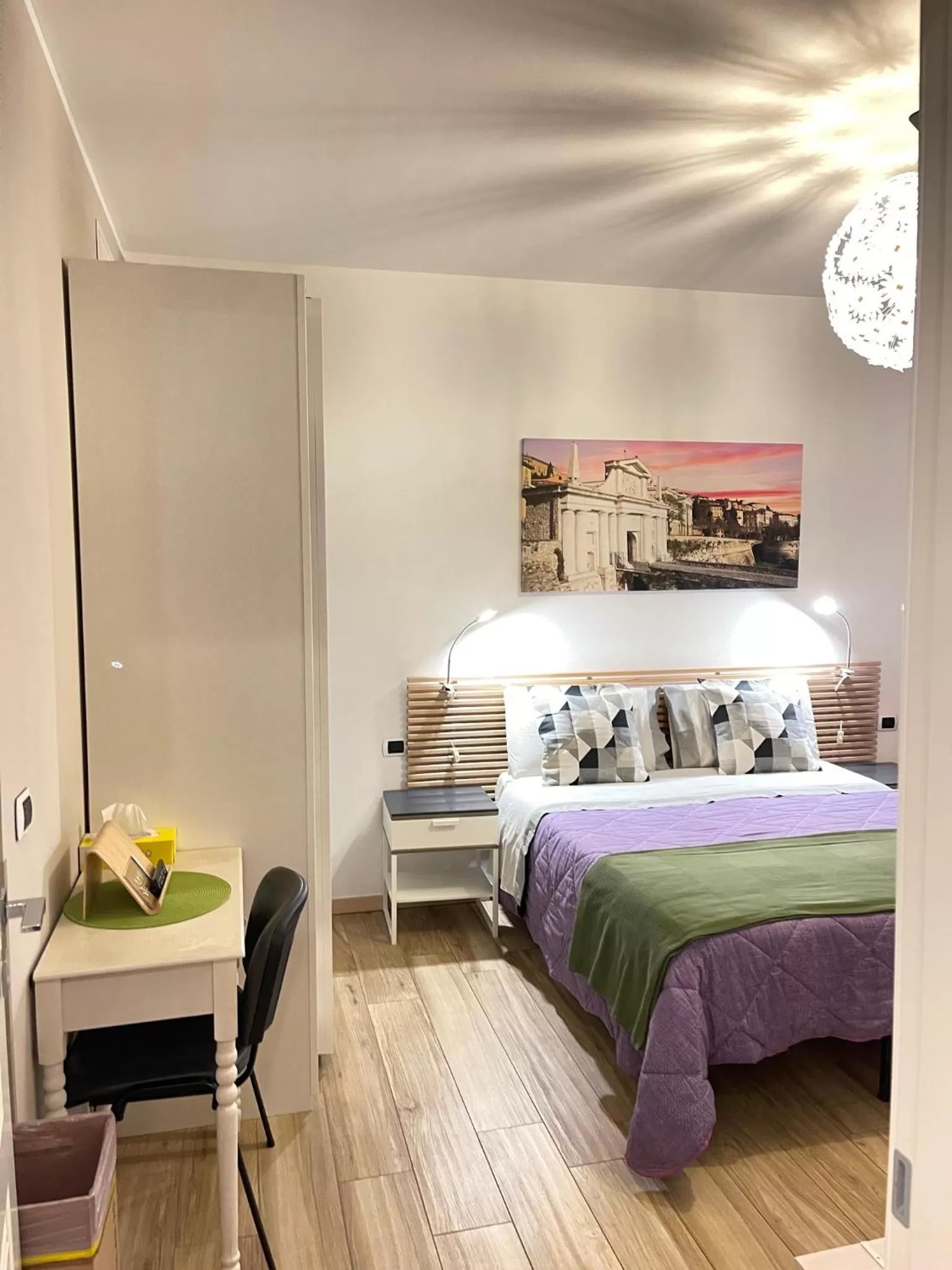 Bed in Smart House Rental Rooms FREE PARKING