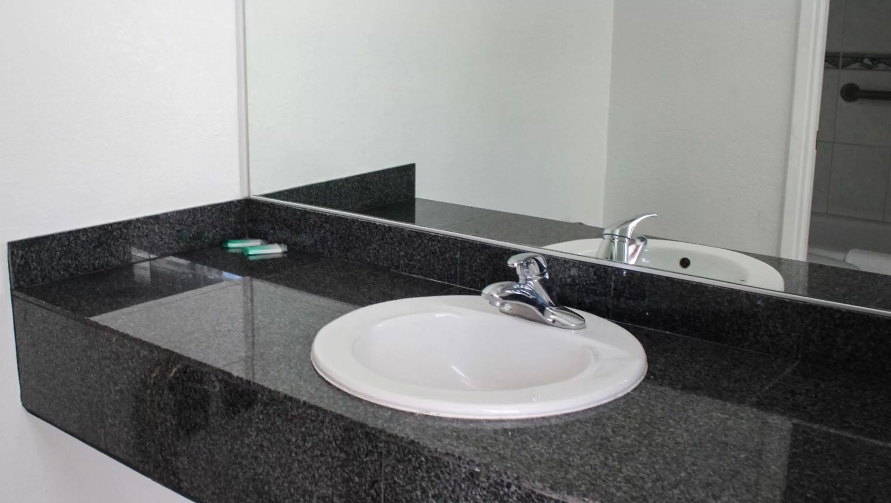 Bathroom in Motel 6 Glendale CA Pasadena Burbank Los Angeles