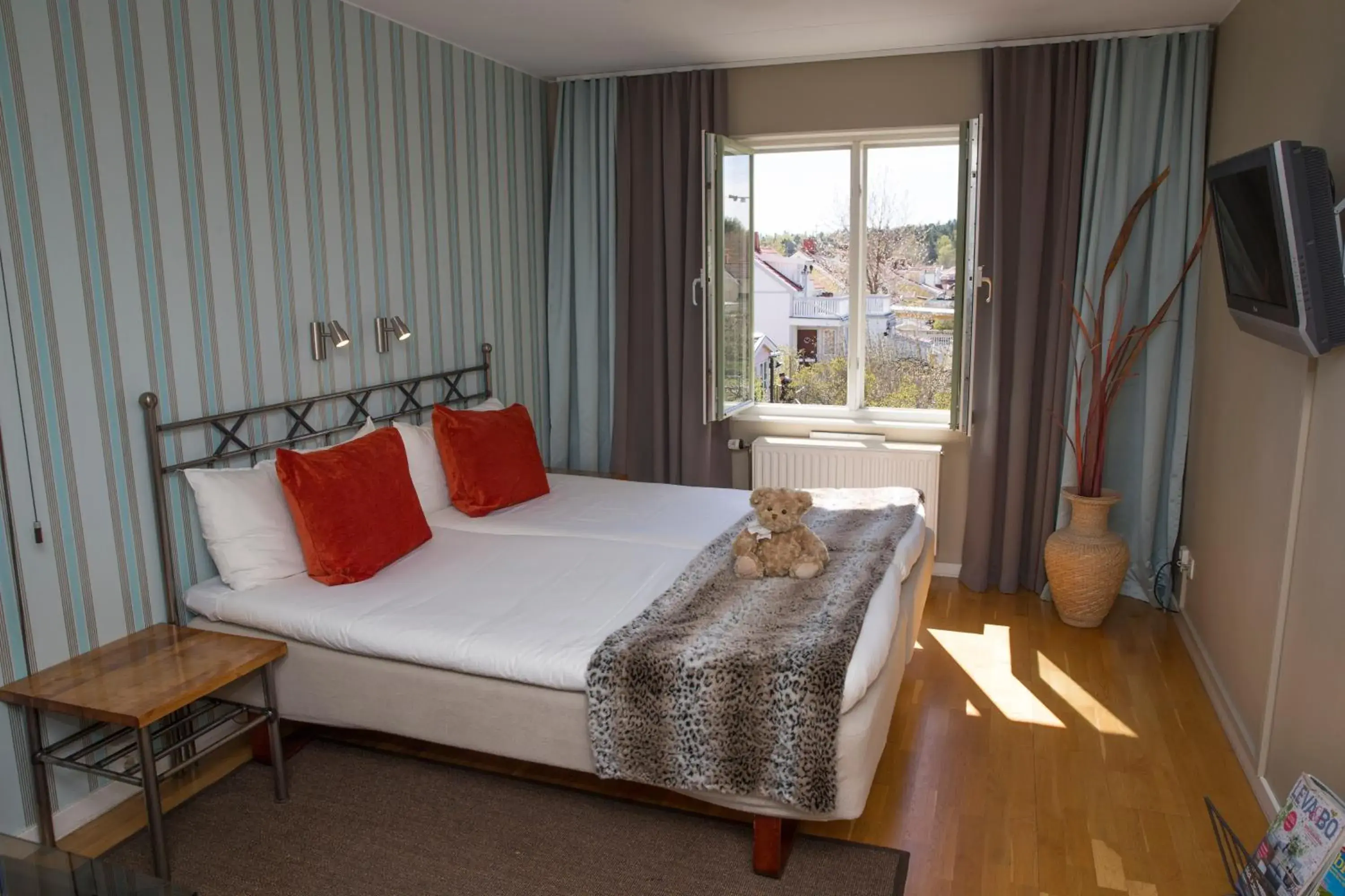Bed in Maude´s Hotel Enskede Stockholm