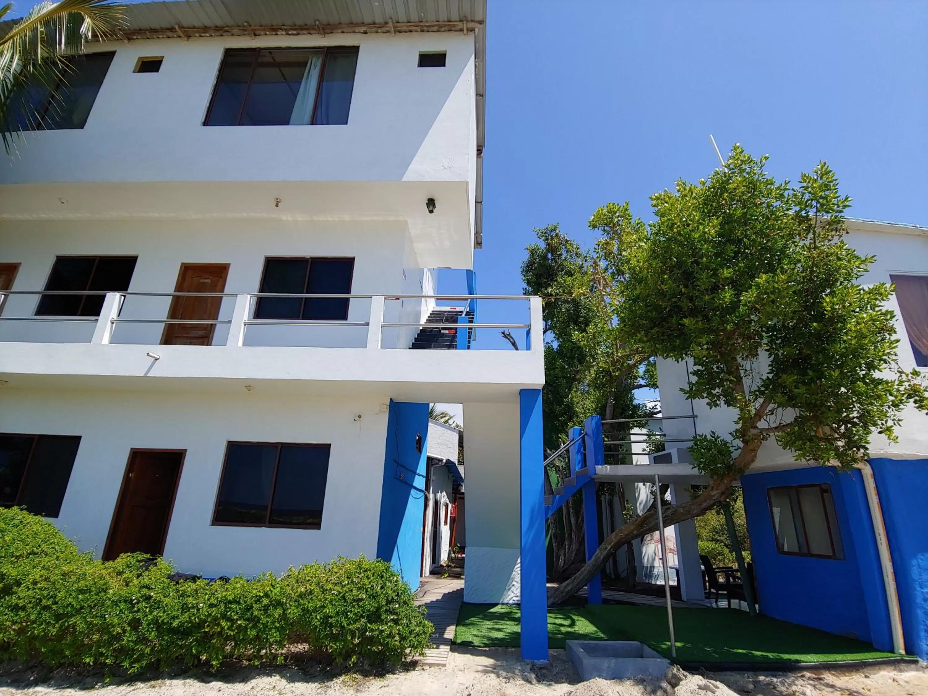 Property building in Hotel La Jungla