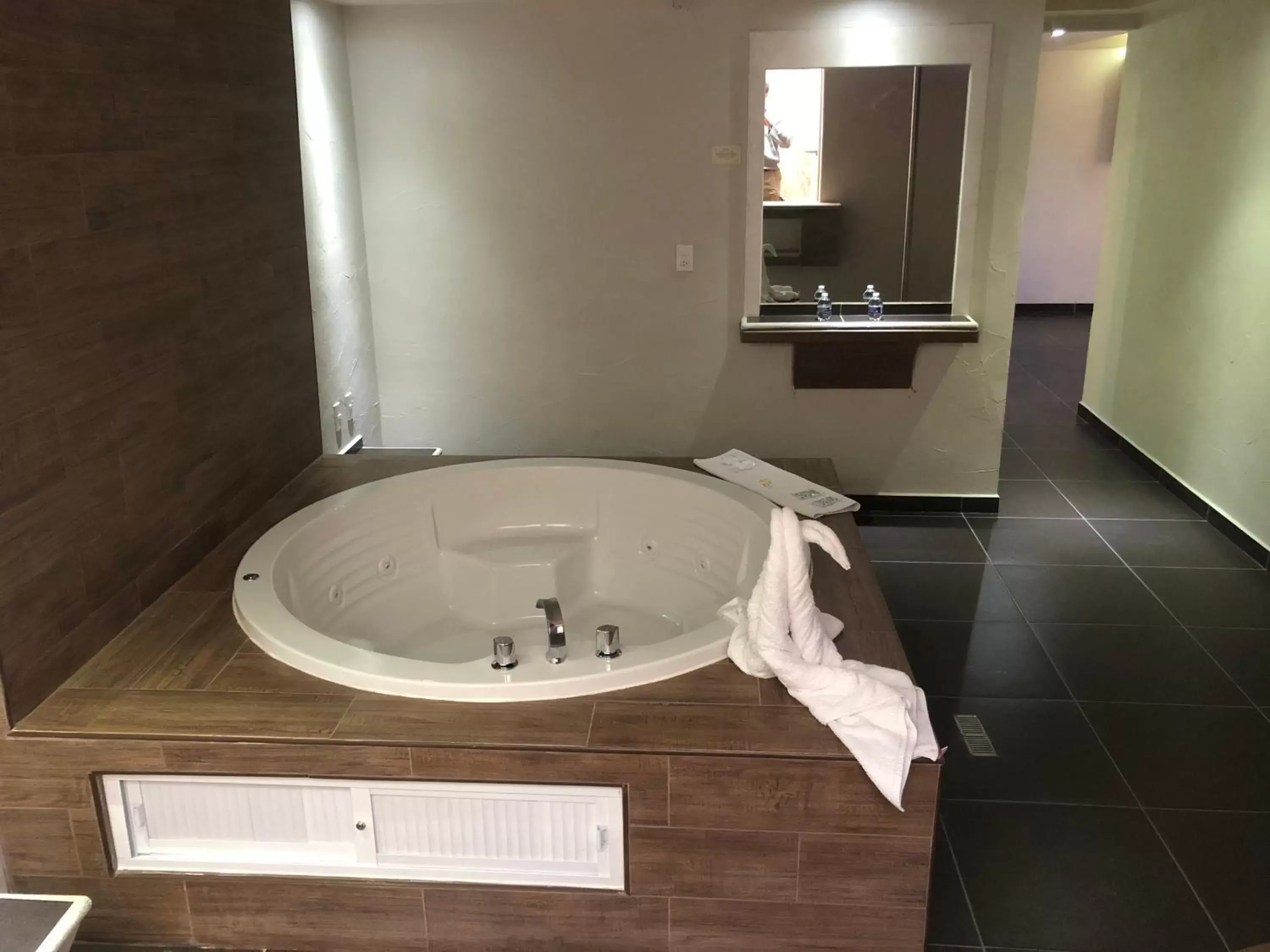 Bath, Bathroom in Hotel & Villas 7