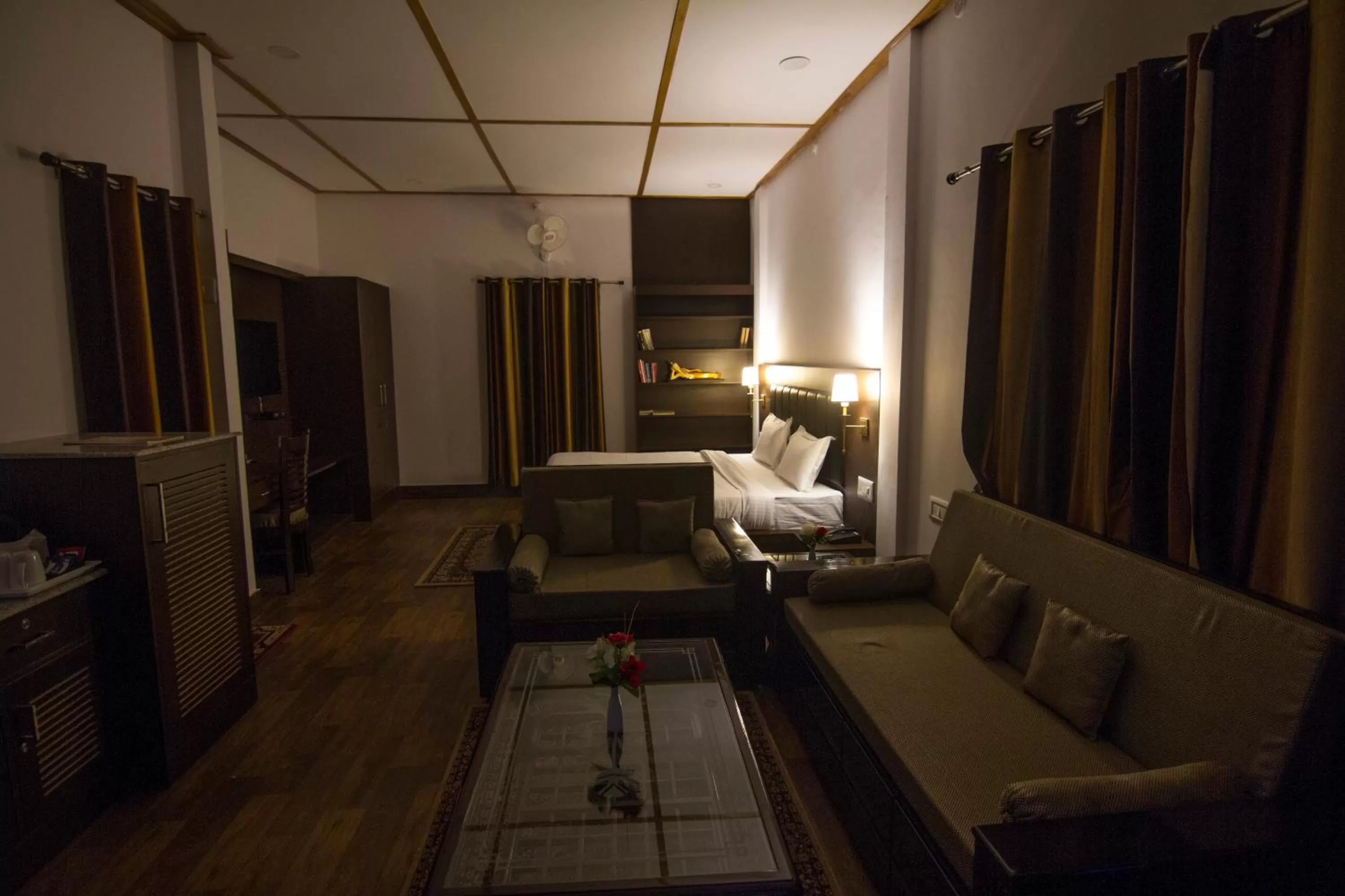 Coffee/tea facilities, Bed in Samskara & Samsara