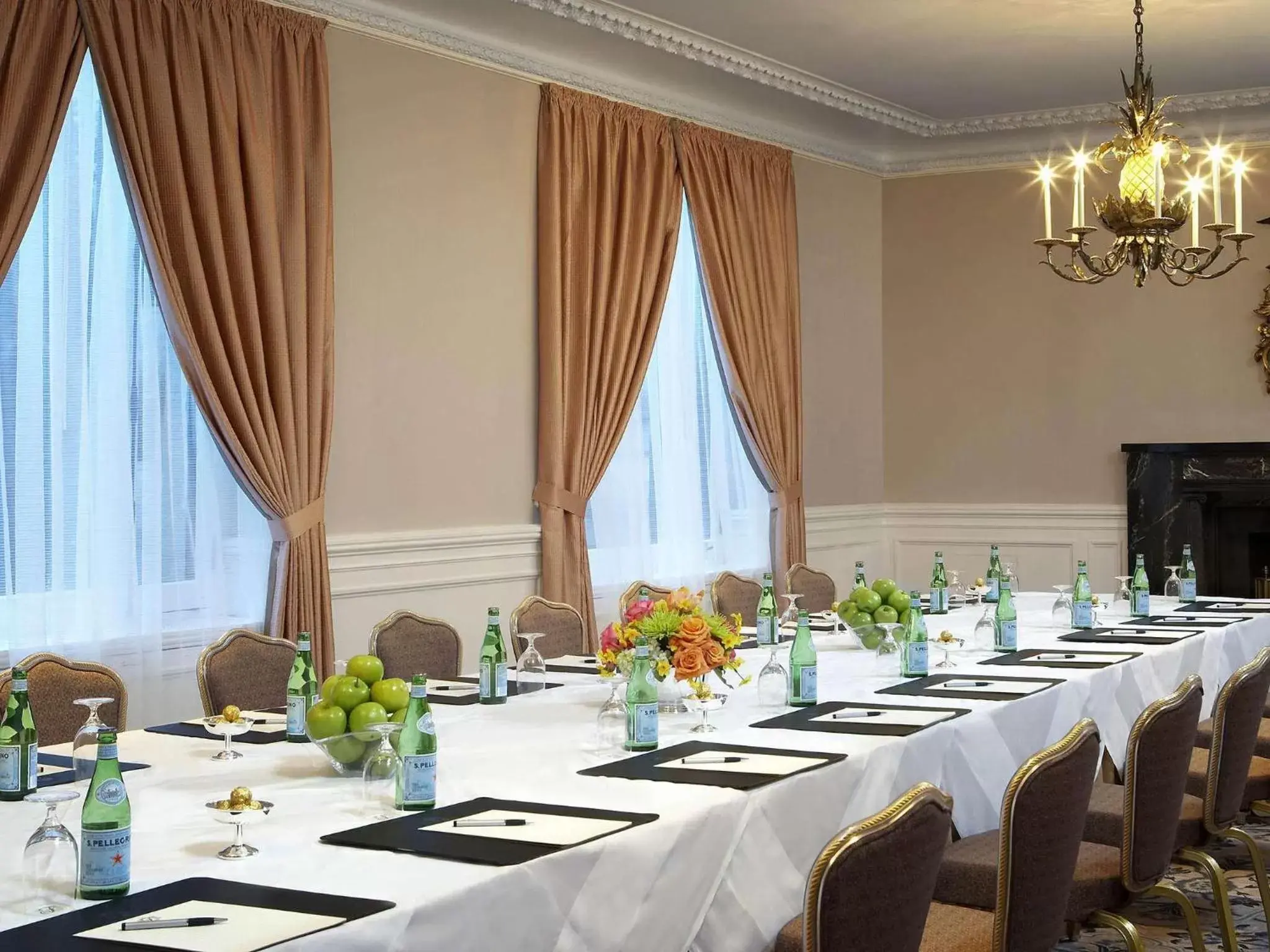 Meeting/conference room in Fairmont San Francisco