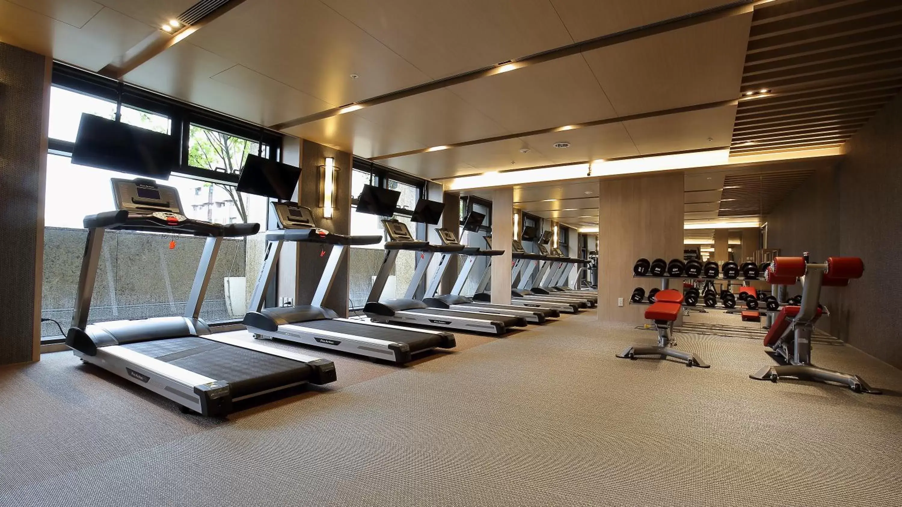 Fitness centre/facilities in Kloud Hotel Fitness centre/facilities in Kloud Hotel