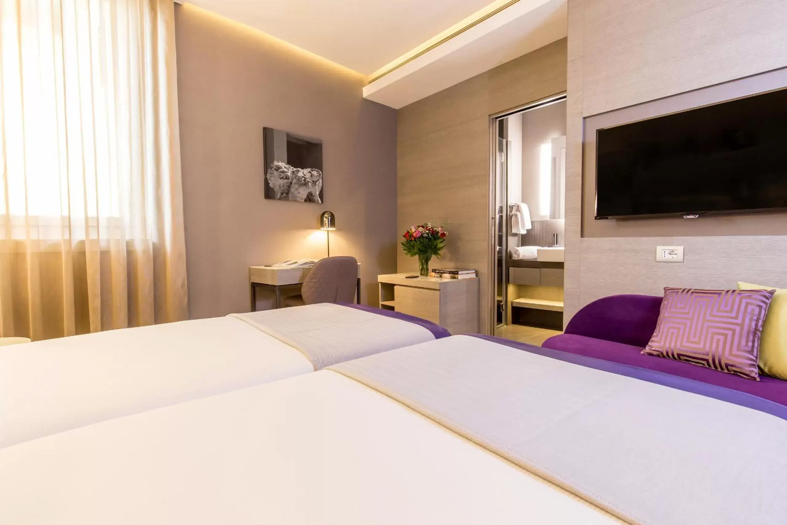 Bedroom, Bed in Orazio Palace Hotel