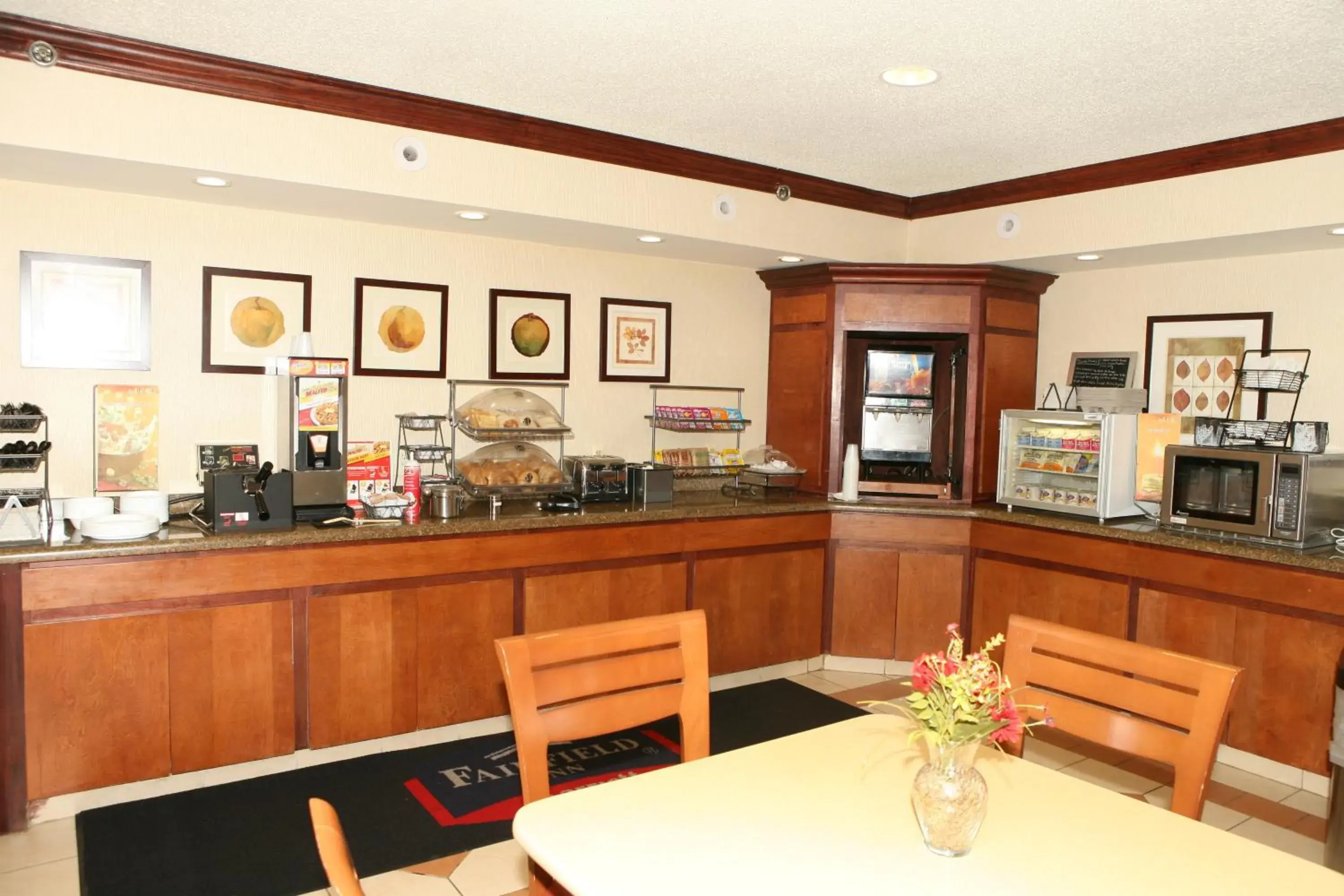 Restaurant/places to eat in Baymont by Wyndham Kalamazoo East Restaurant/places to eat in Baymont by Wyndham Kalamazoo East