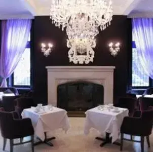 Restaurant/Places to Eat in Windsor Arms Hotel