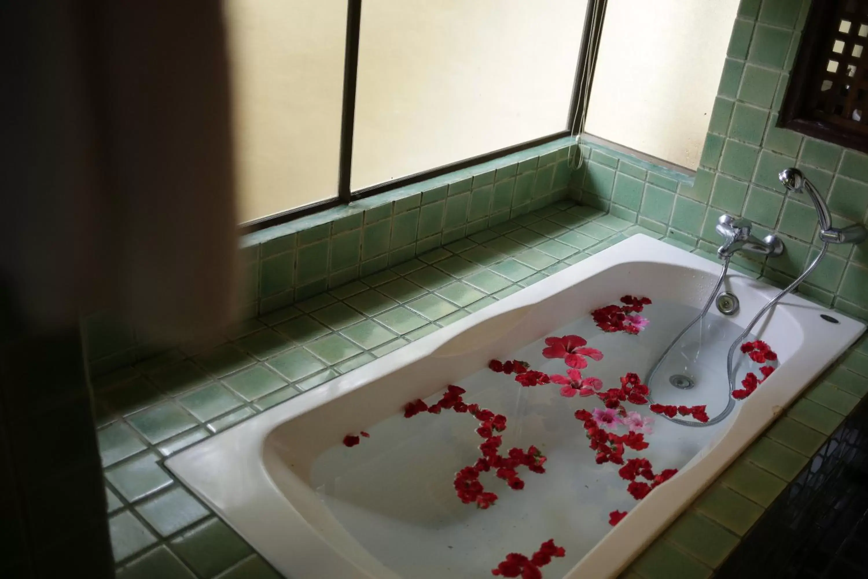 Bath, Bathroom in Centara Koh Chang Tropicana Resort