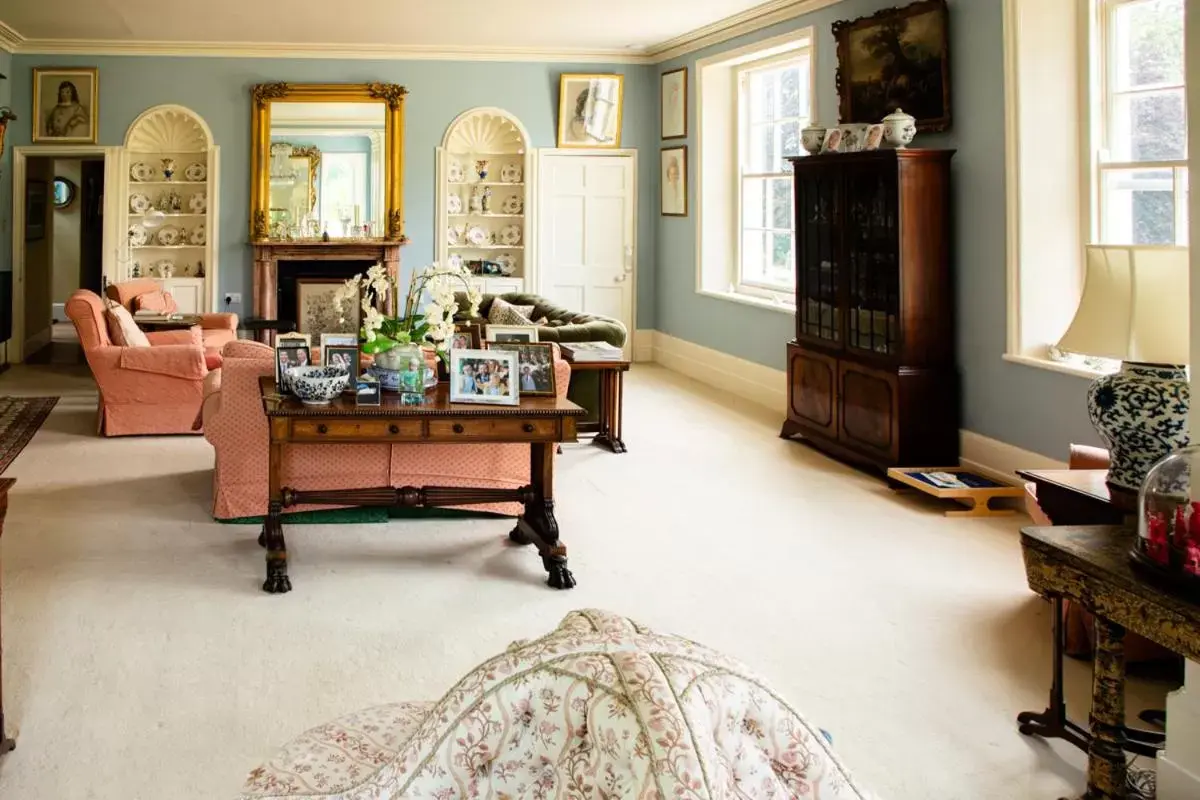 Living room, Seating Area in Trewardale