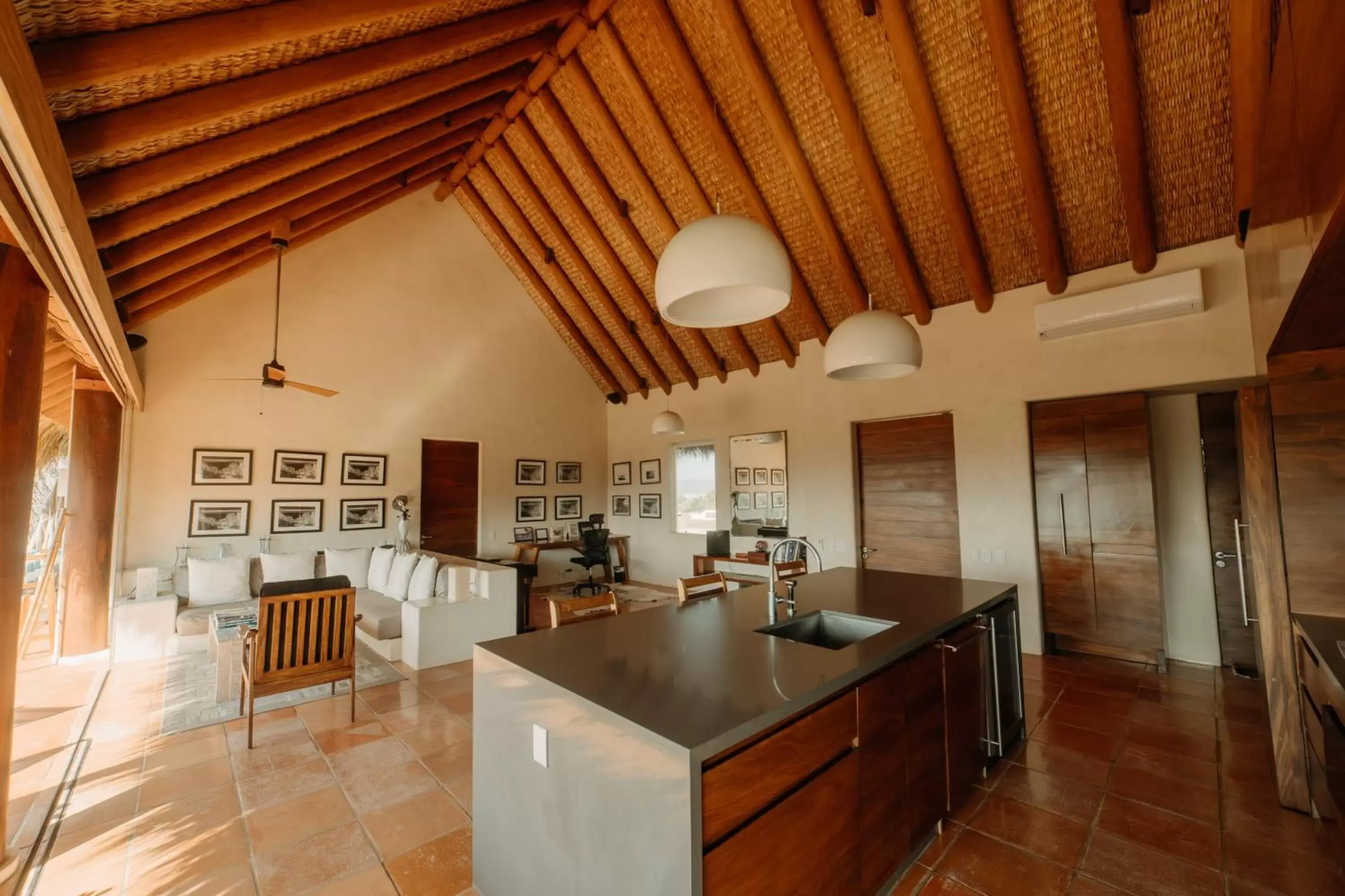 Seating area, Restaurant/Places to Eat in Las Palmas Luxury Villas